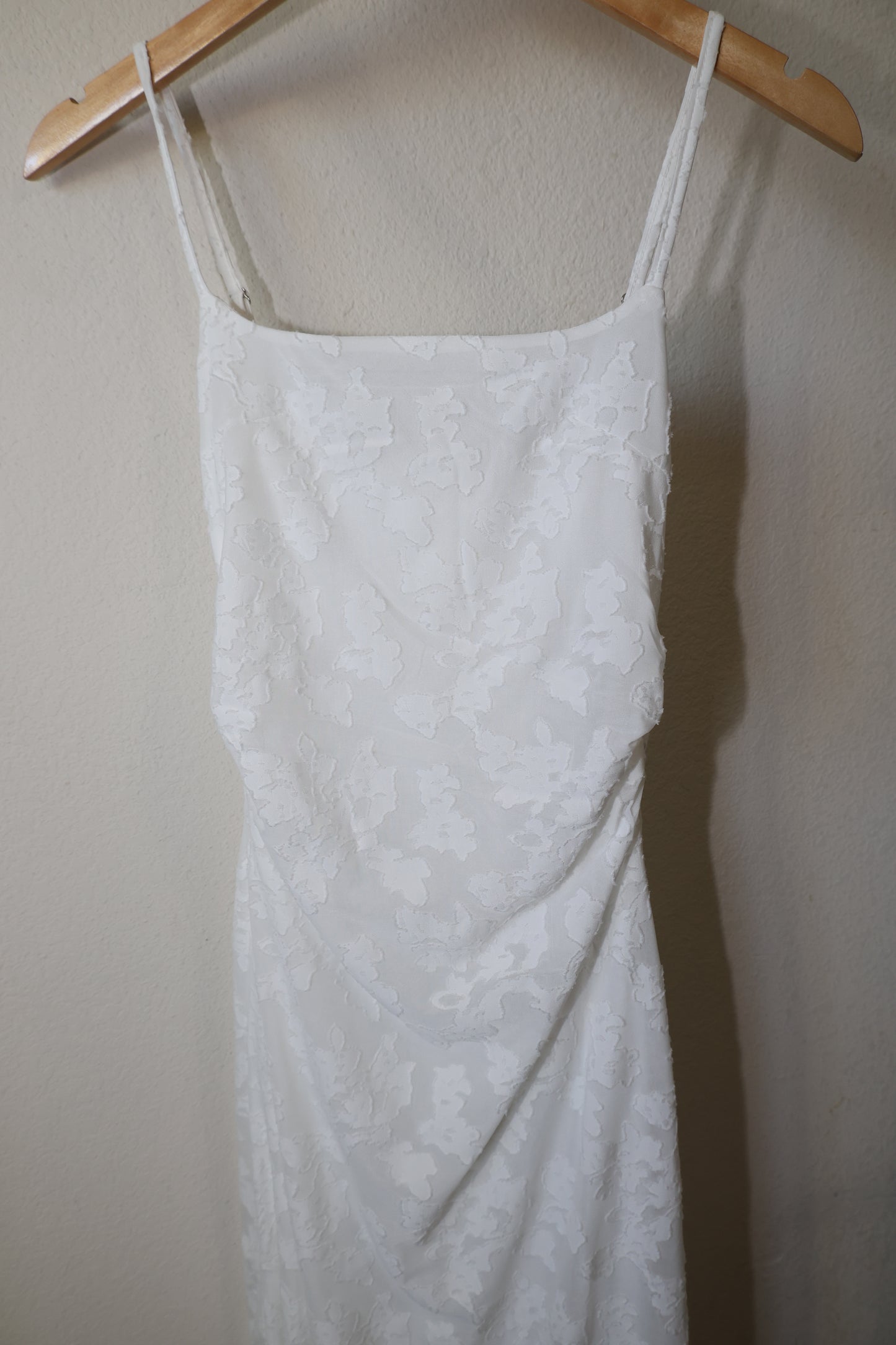 Able Maxi fitted texture dress