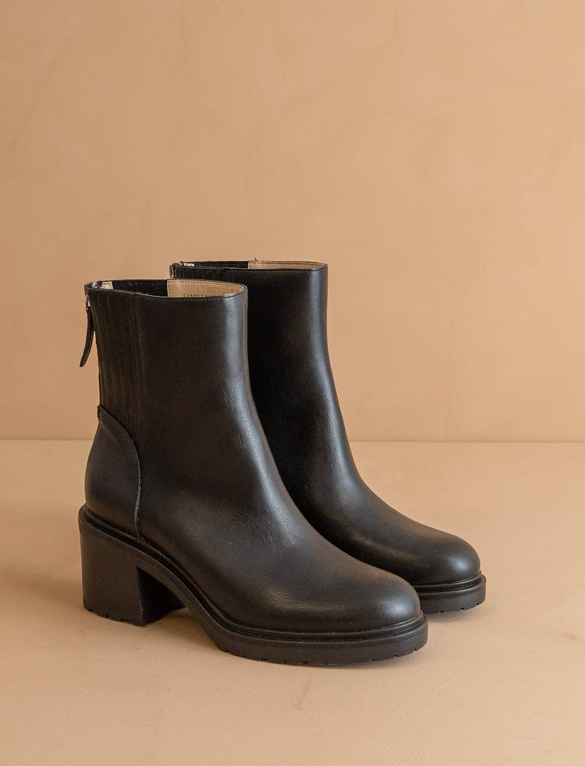 OASIS SOCIETY - The Megan | Black Lug Chelsea Bootie