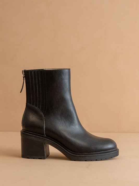 OASIS SOCIETY - The Megan | Black Lug Chelsea Bootie