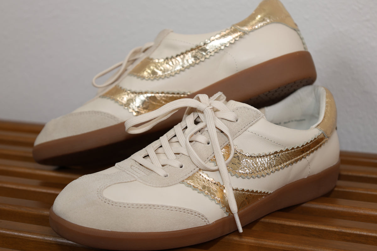 Merit Leather Sneaker