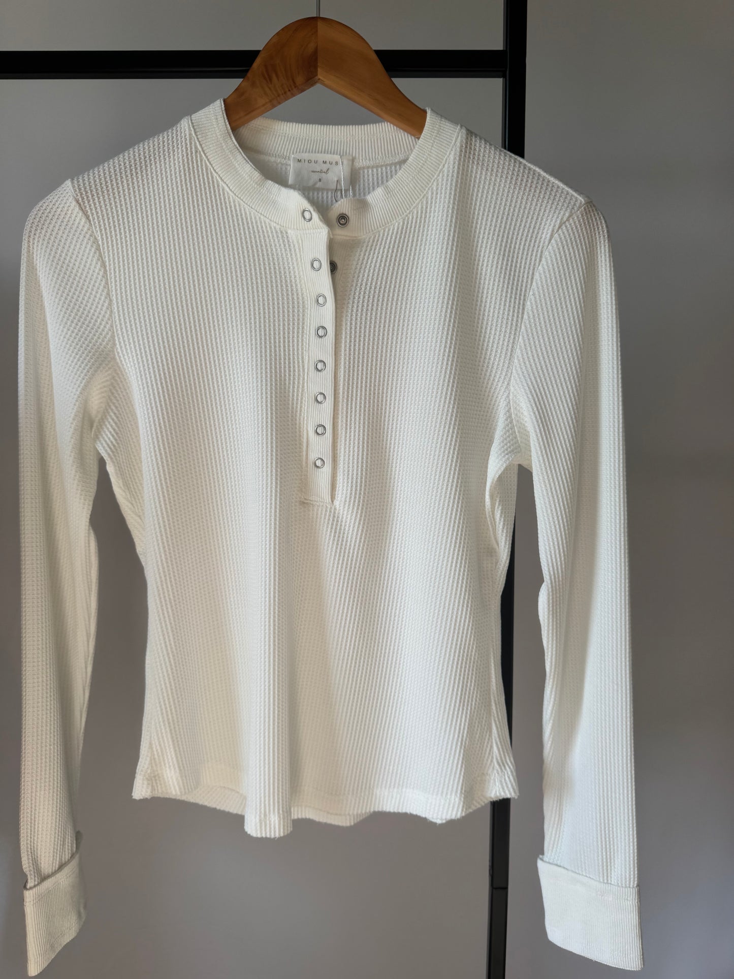 Miou Muse - Waffle Knit Long Sleeve Henley Top