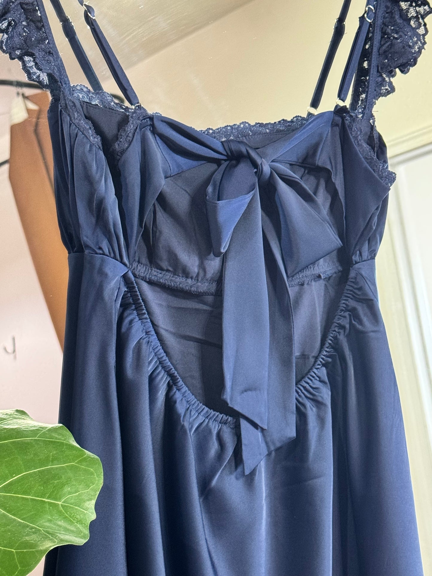 BEIVY & COLLABO - SATIN SHORT DRESS WITH LACE TRIMS