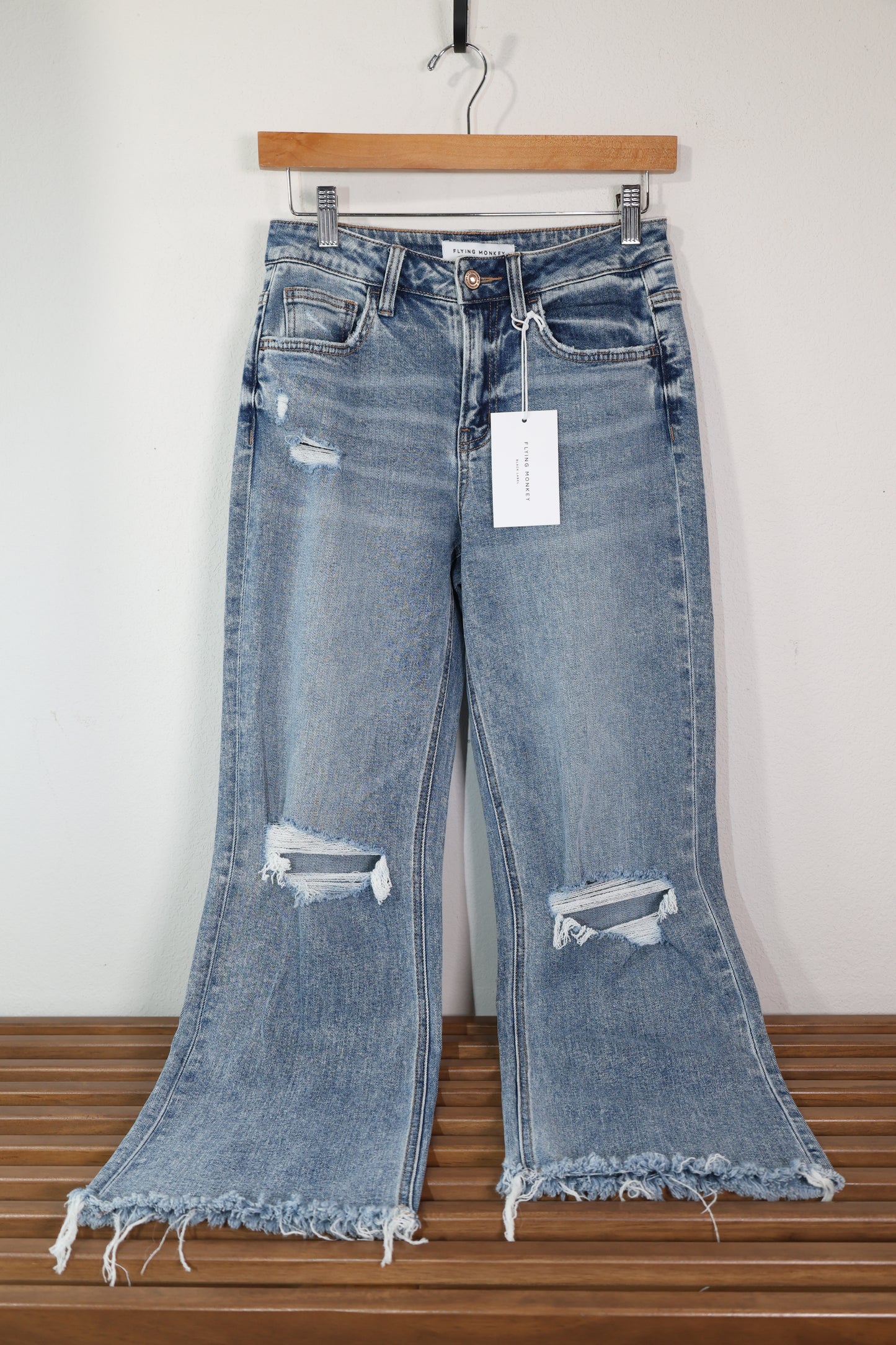 FLYING MONKEY - HIGH RISE DISTRESSED DAD JEANS