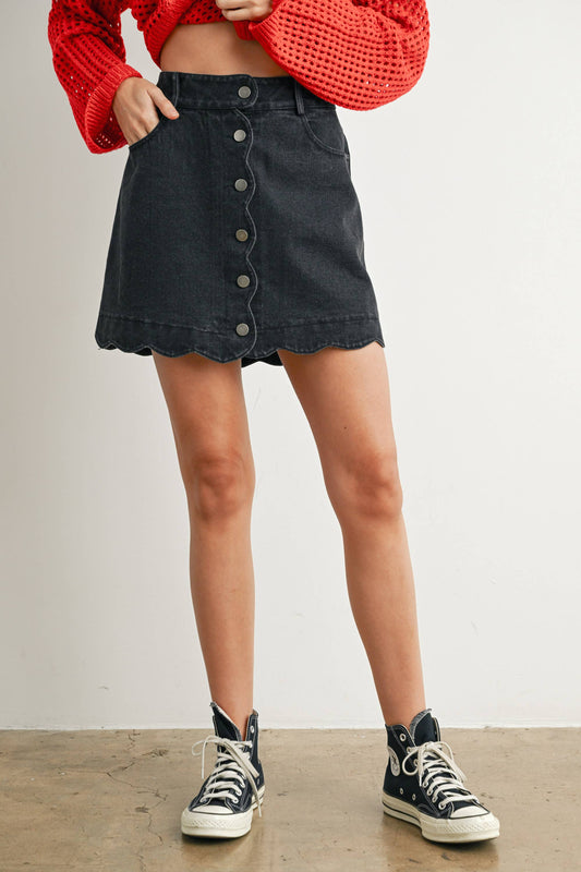 BUTTERMELON - Buttoned Scallop Denim Skirt