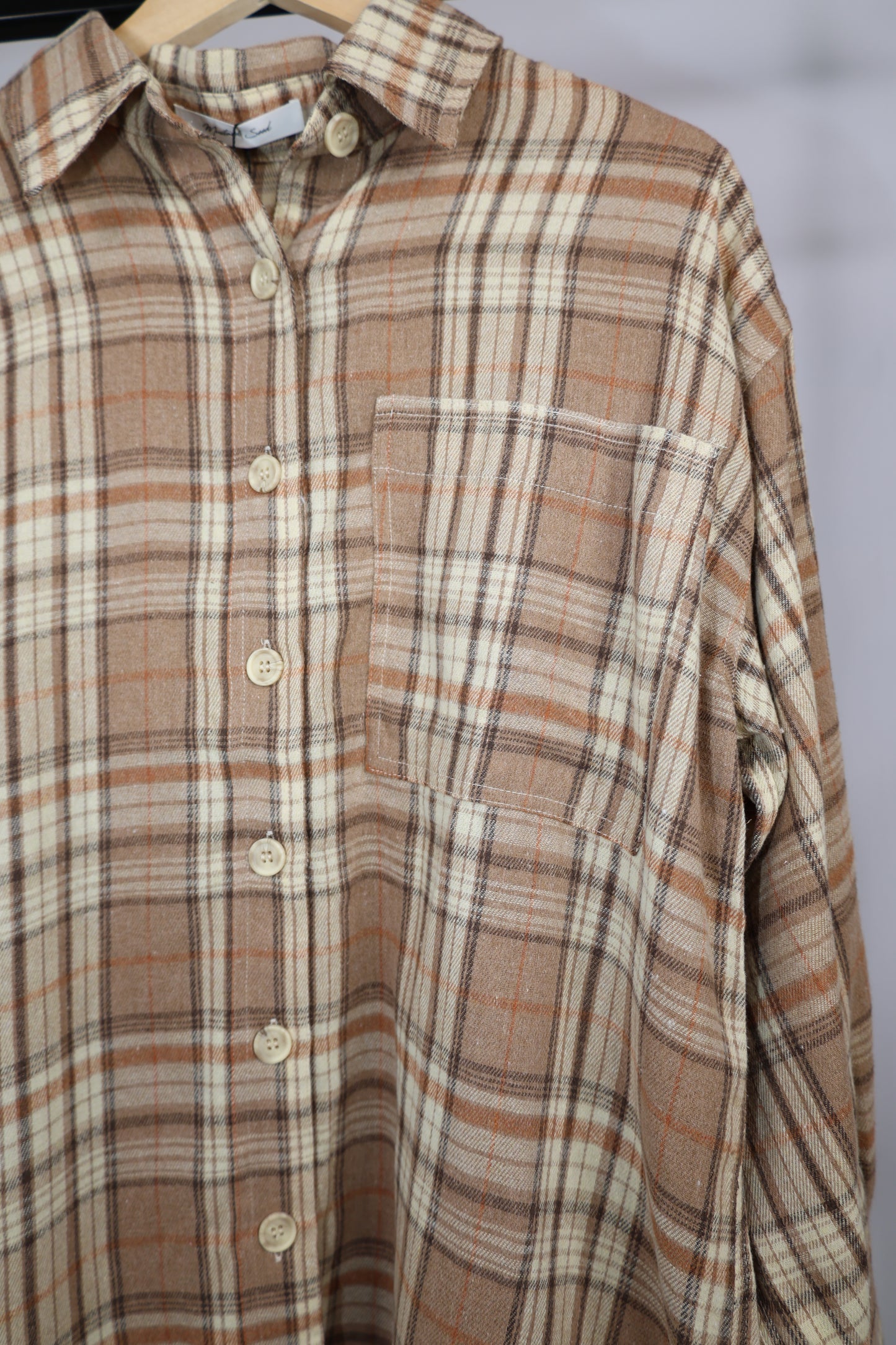 Mustard Seed - Beige/Multi Plaid Patch Pocket Flannel