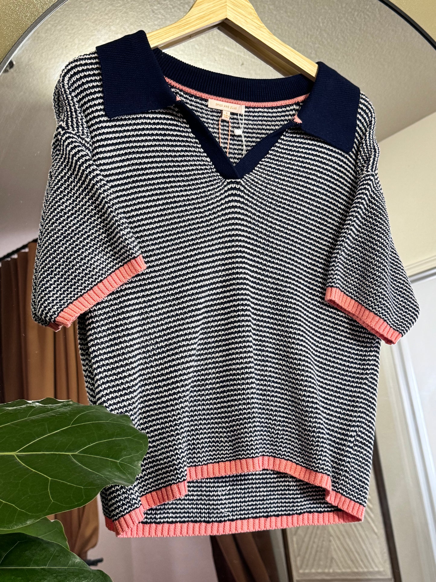SKIES ARE BLUE Navy collar knit stripe top