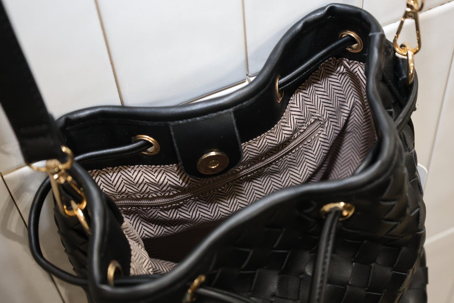 Urban Expressions - Kayden Crossbody