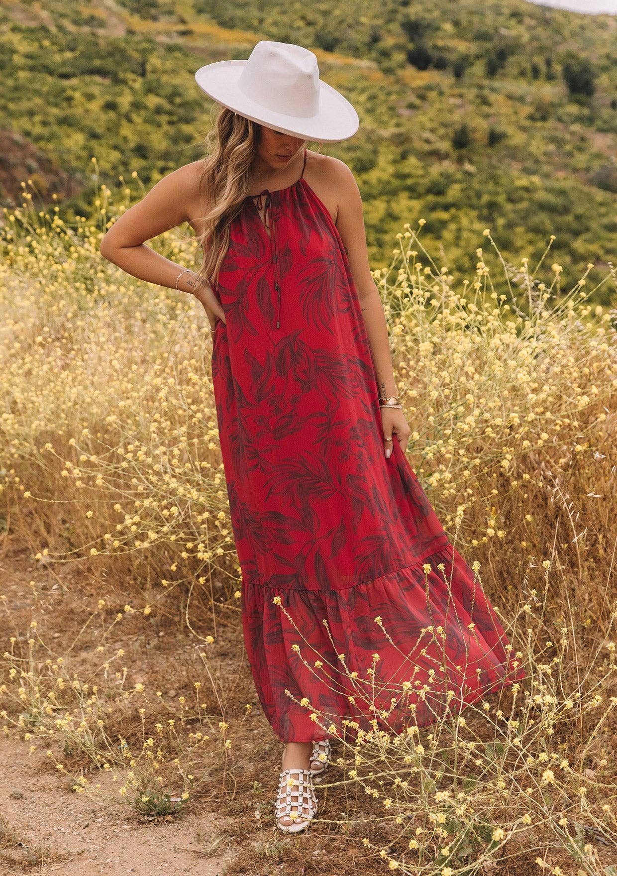 Lovestitch - Flowy Floral Tie Front Halter Maxi Dress