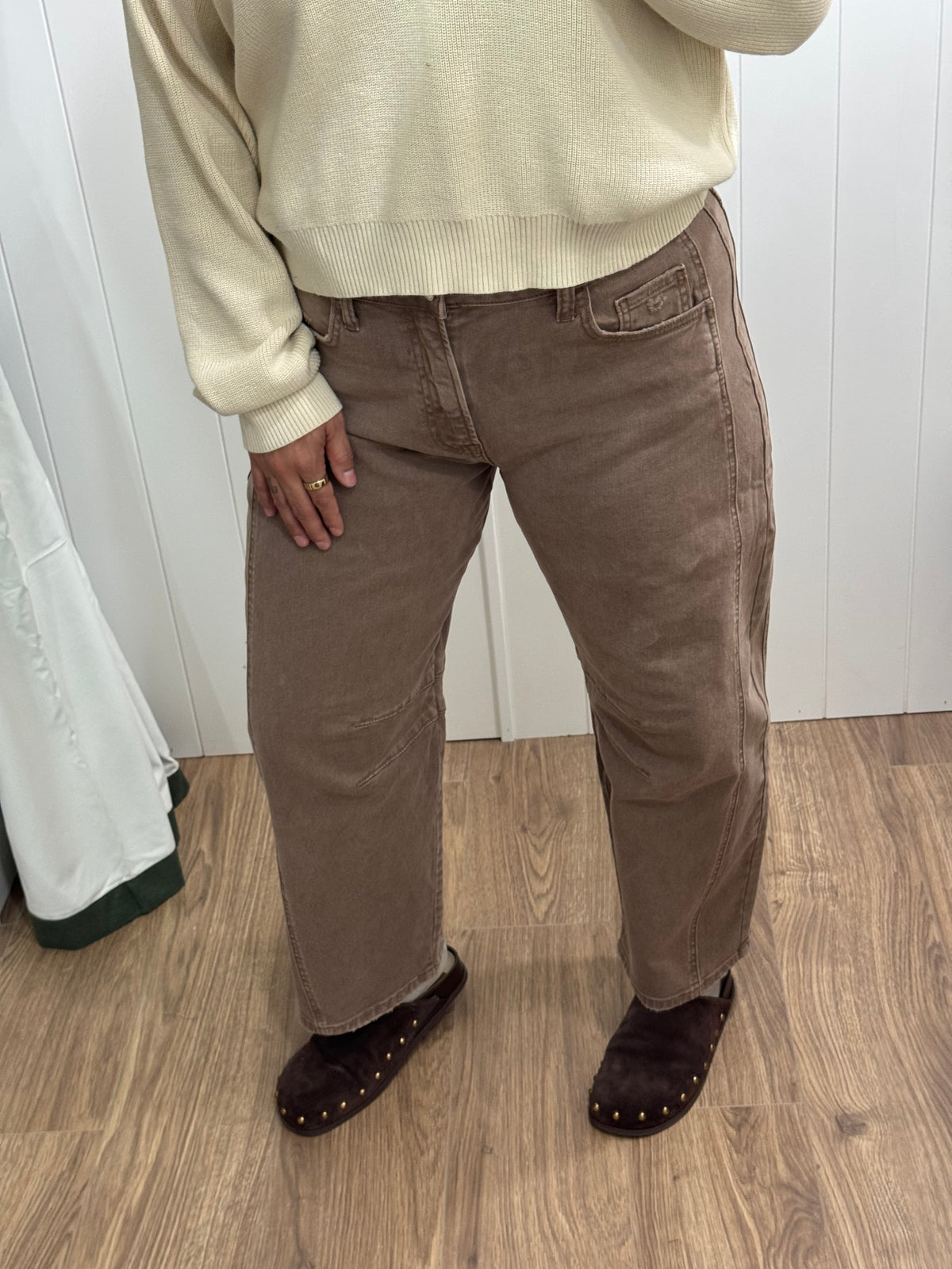 Desert Highway High rise crop barrel jeans