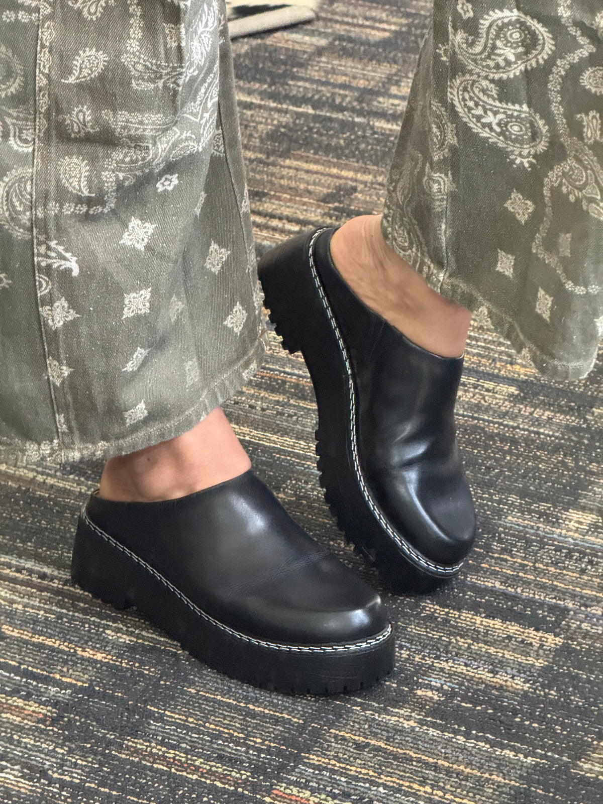 Lena chunky mule