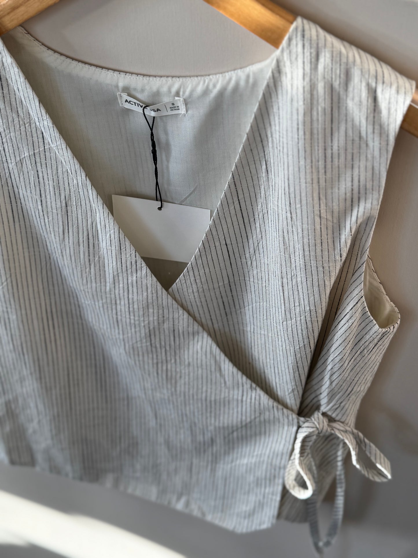 Active USA - Striped V-neck Wrap Around Vest