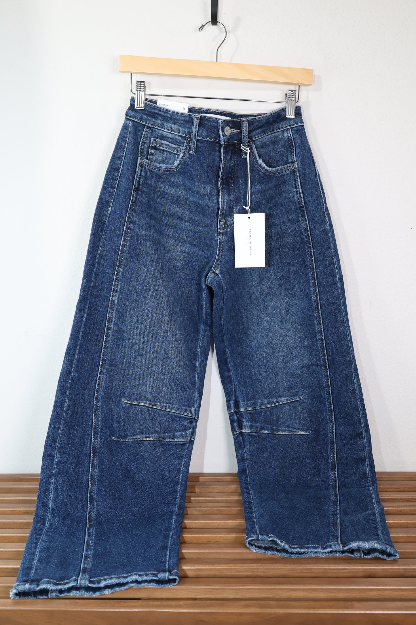 FLYING MONKEY - HIGH RISE BARREL LEG JEANS
