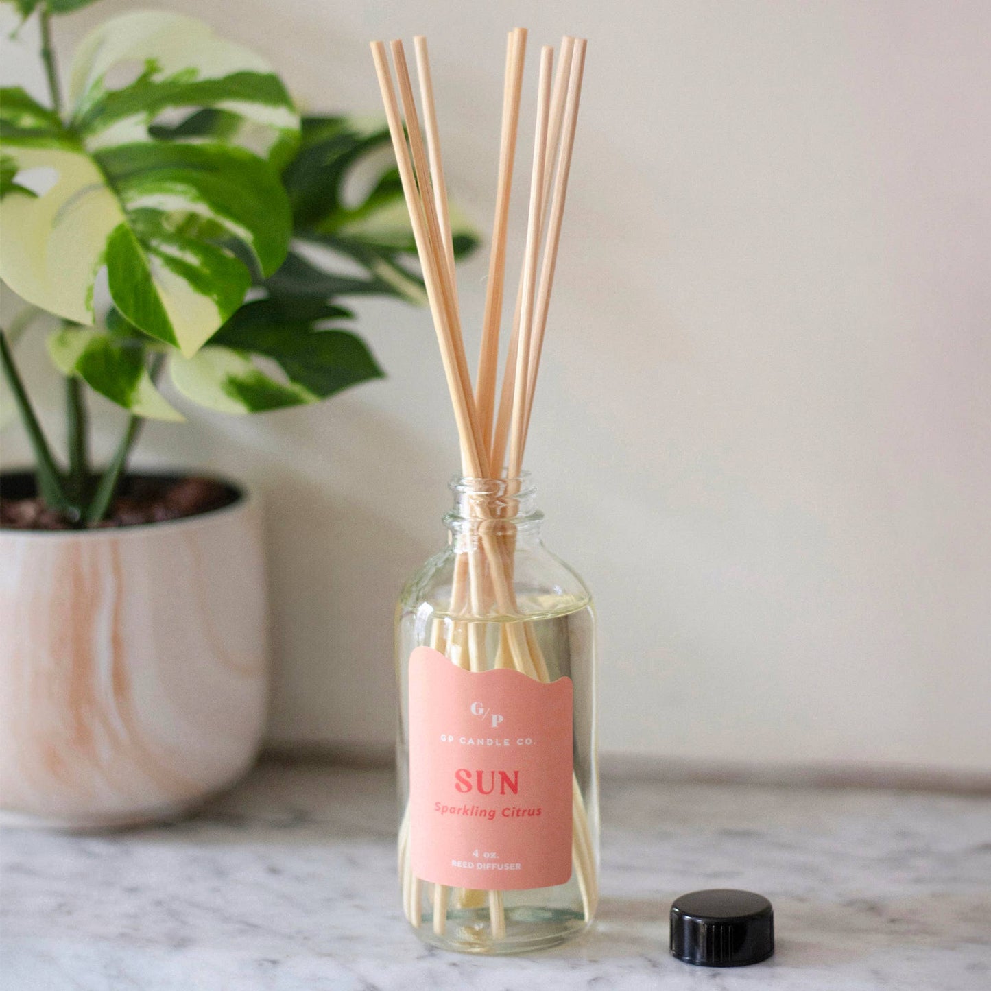 GP Candle Co. - Sun 4 oz. Hue Reed Diffuser (Sparkling Citrus)