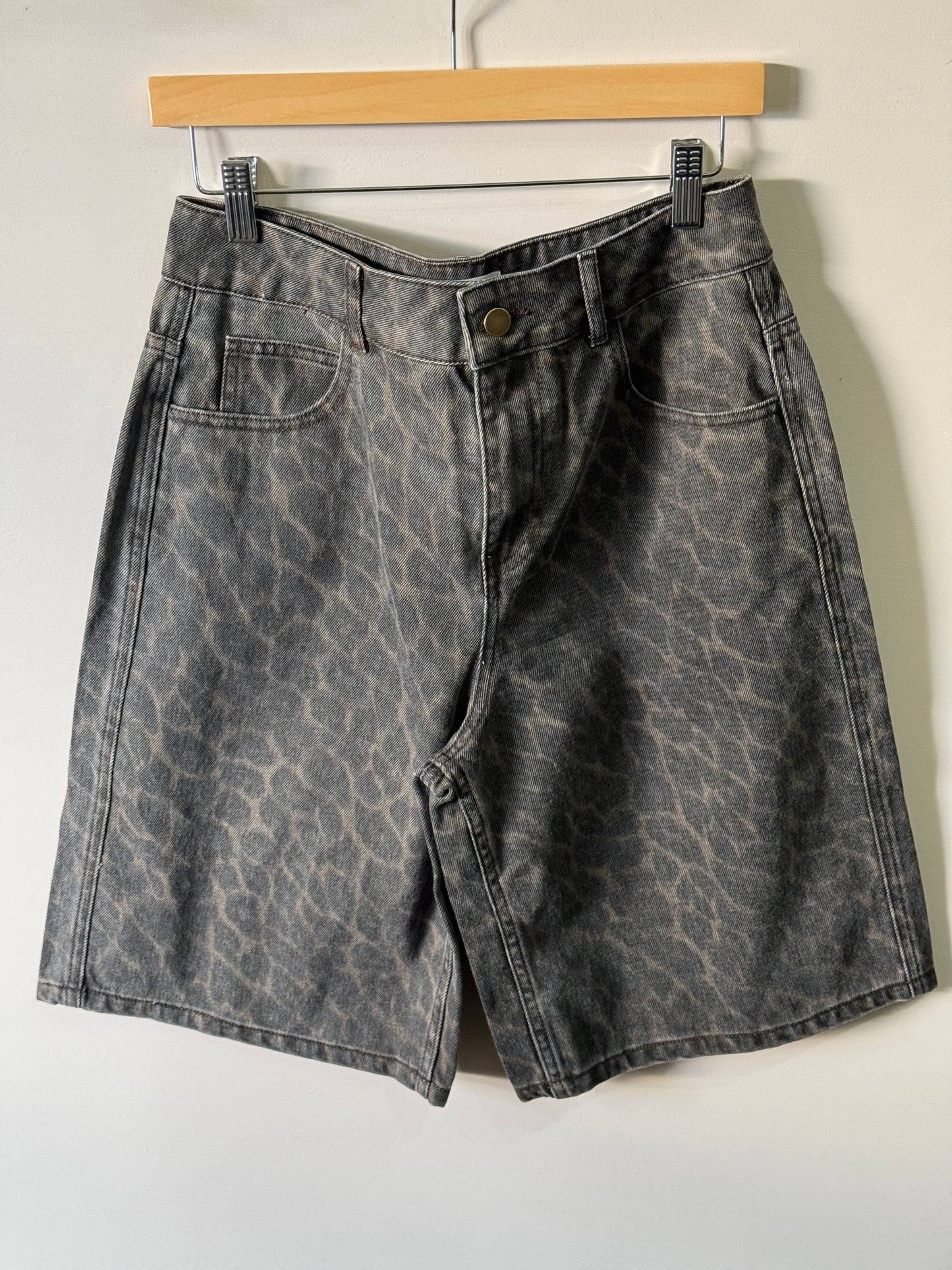 Miou Muse - Dark Leopard Print Bermuda Shorts