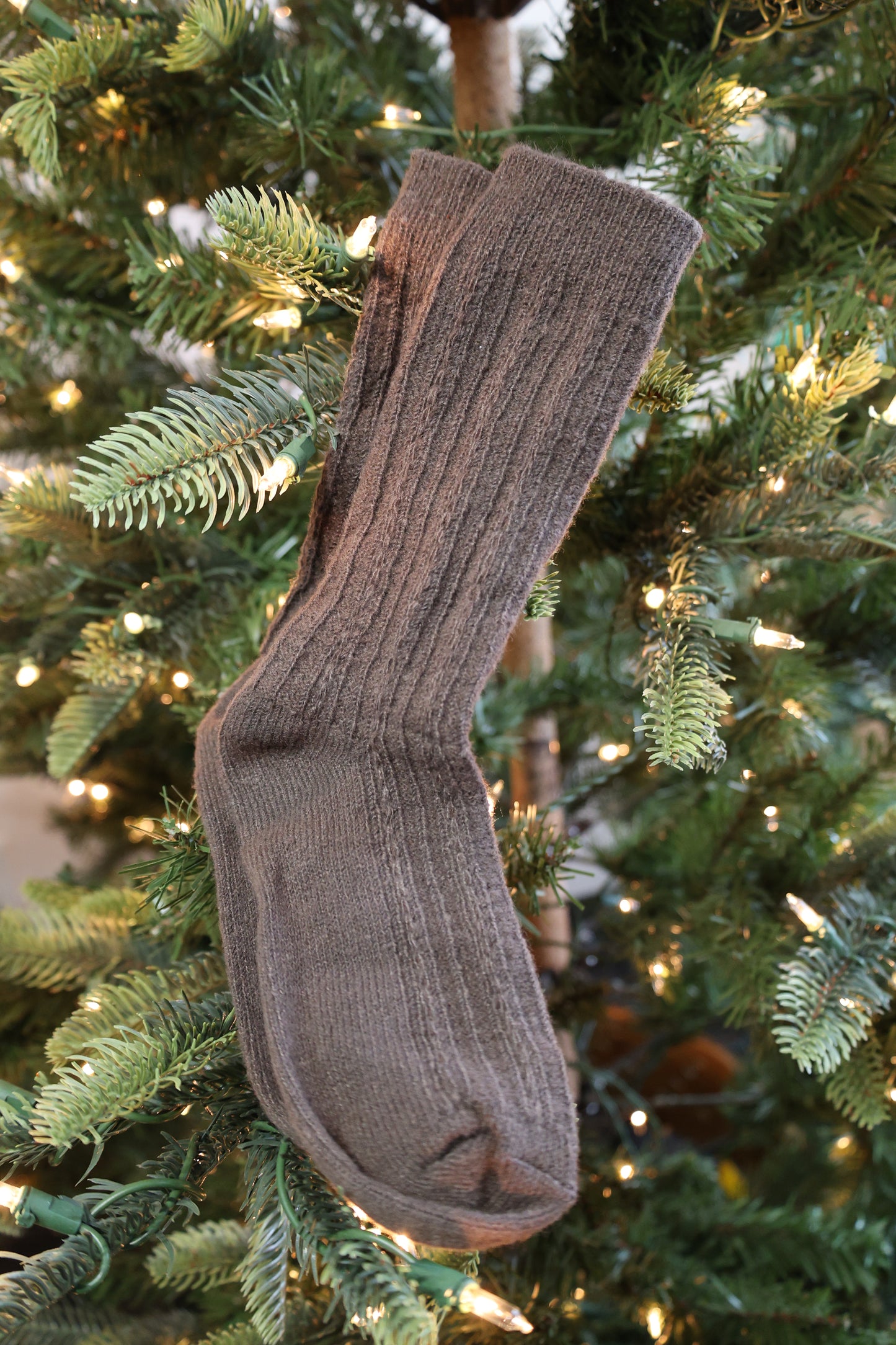 ACCITY - SIMPLE AND VERSATILE KNIT MID-CALF SOCKS