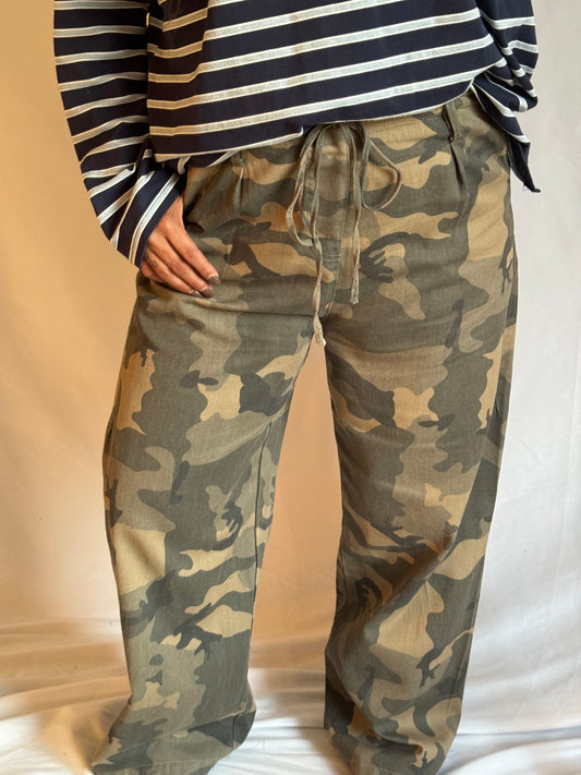 Bring It On camo wide leg pant