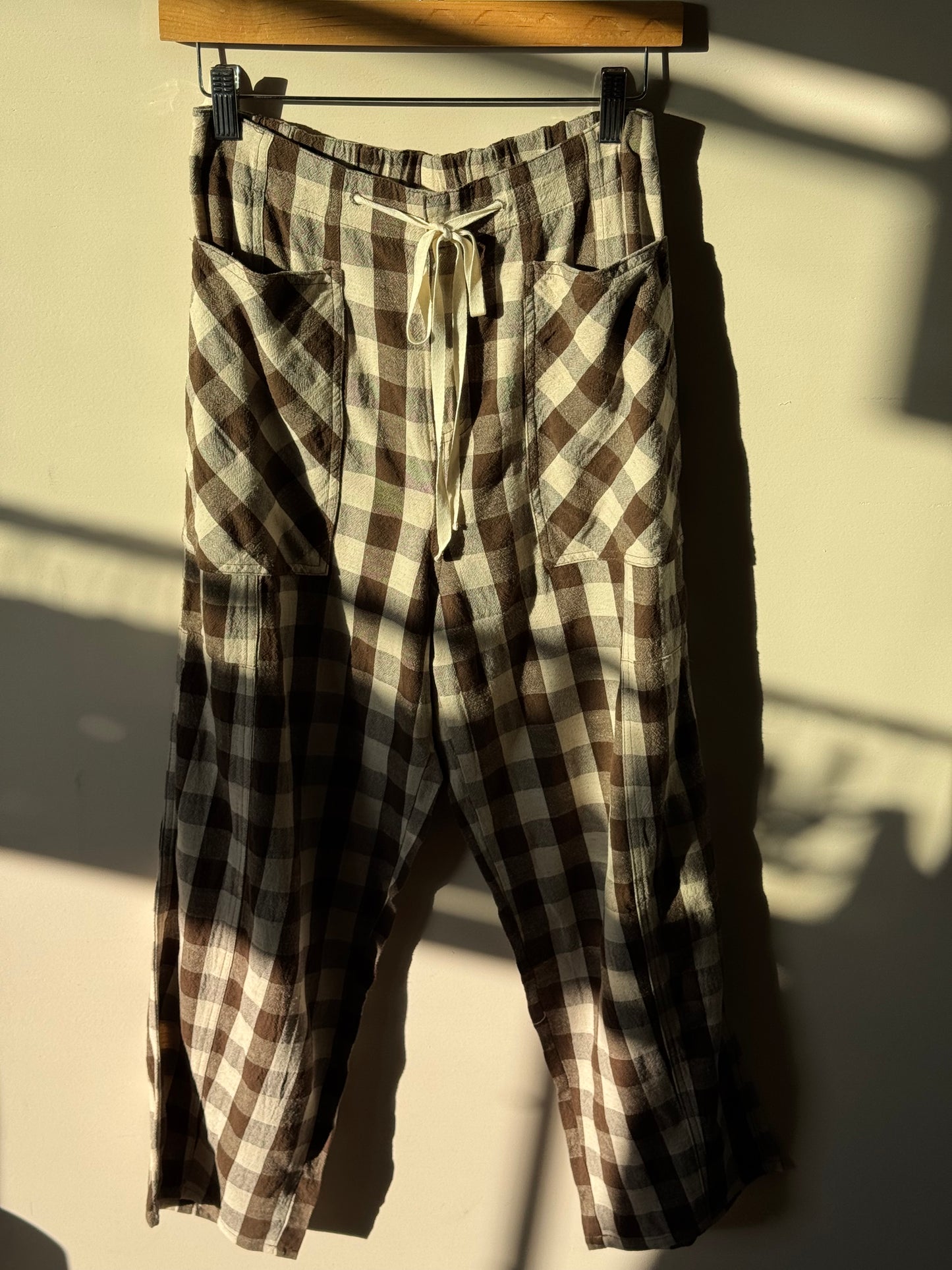 Mustard Seed - Brown/Cream Plaid Drawstring Pants w/ Zipper & Pockets