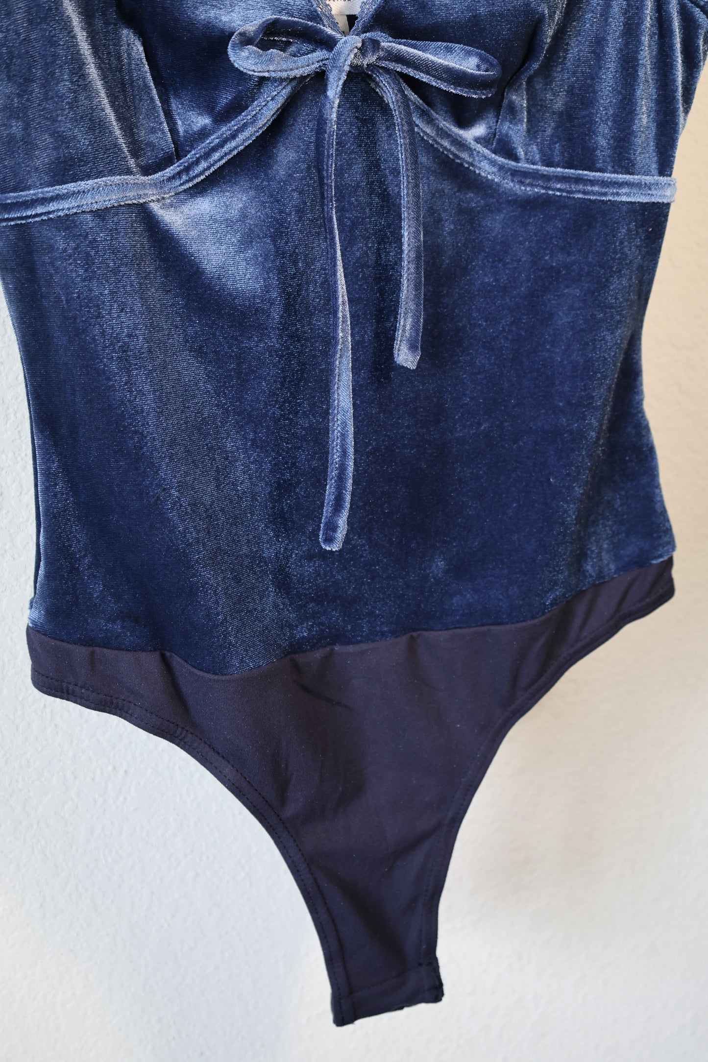 Le Lis velvet v neck bodysuit