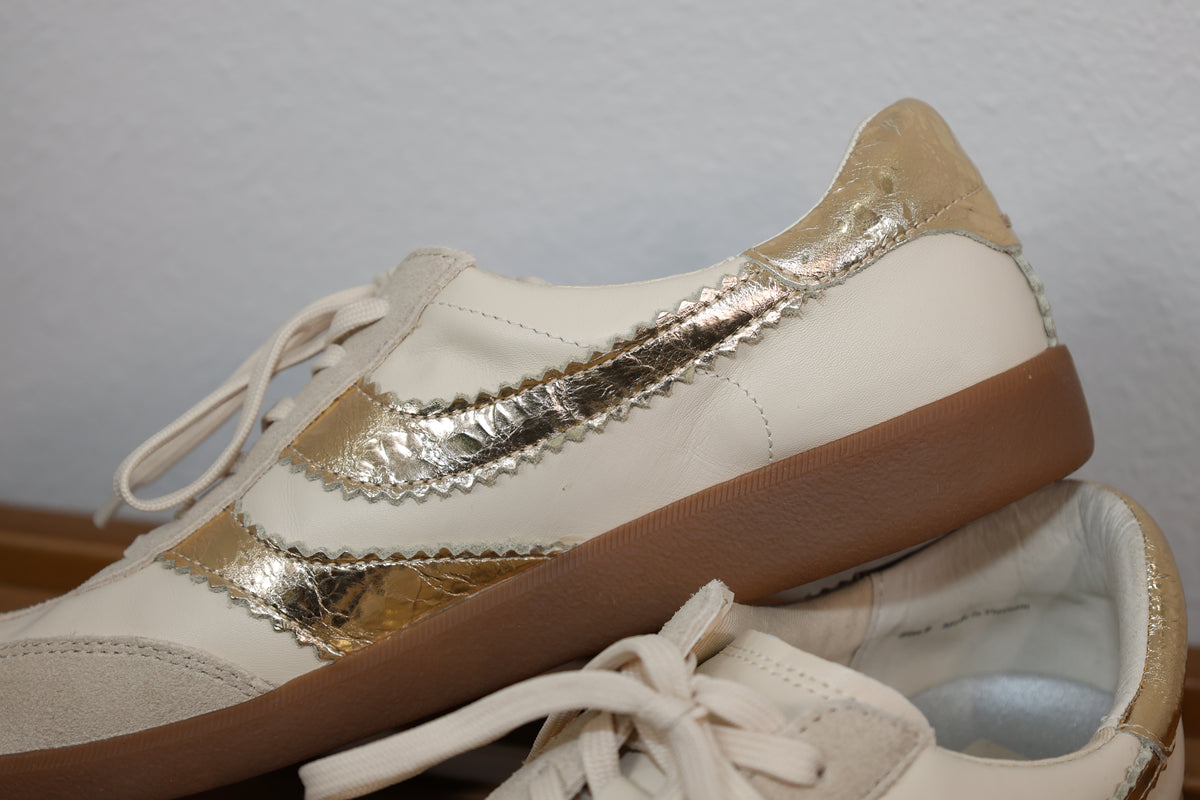 Merit Leather Sneaker