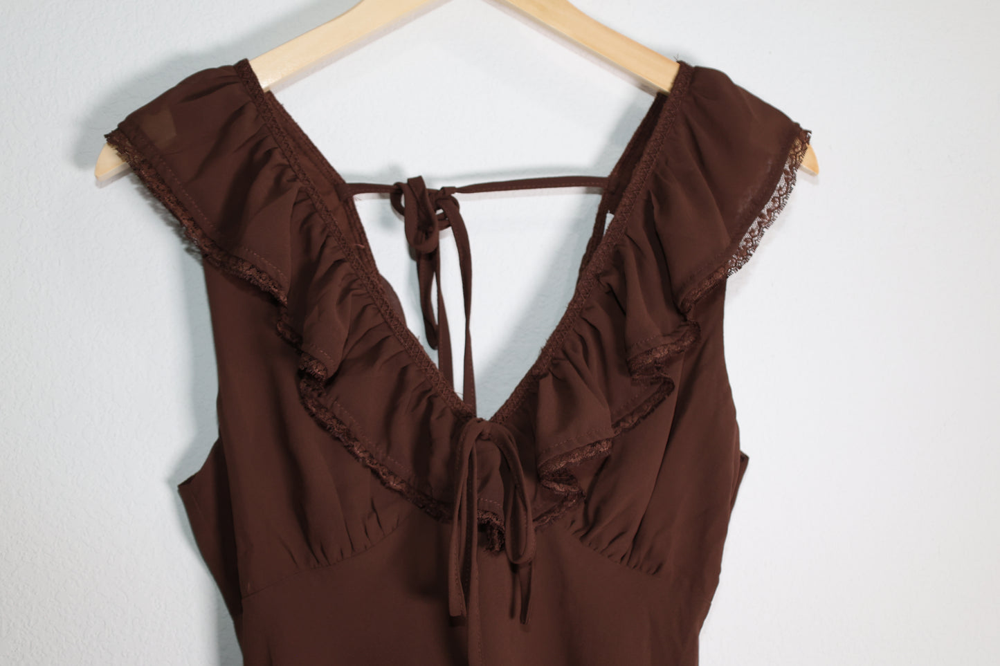 LE LIS Maxi ruffle collar tight fitting dress