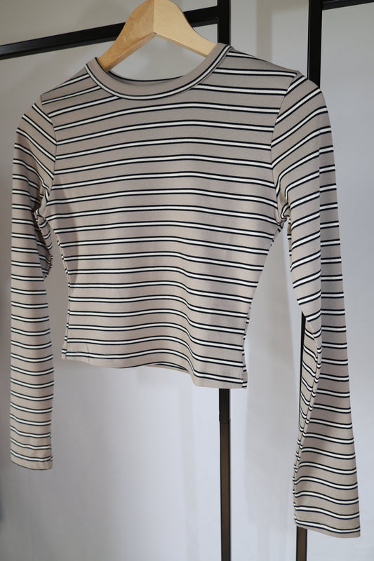 Le Lis - Striped Round-neck Long Sleeve Top