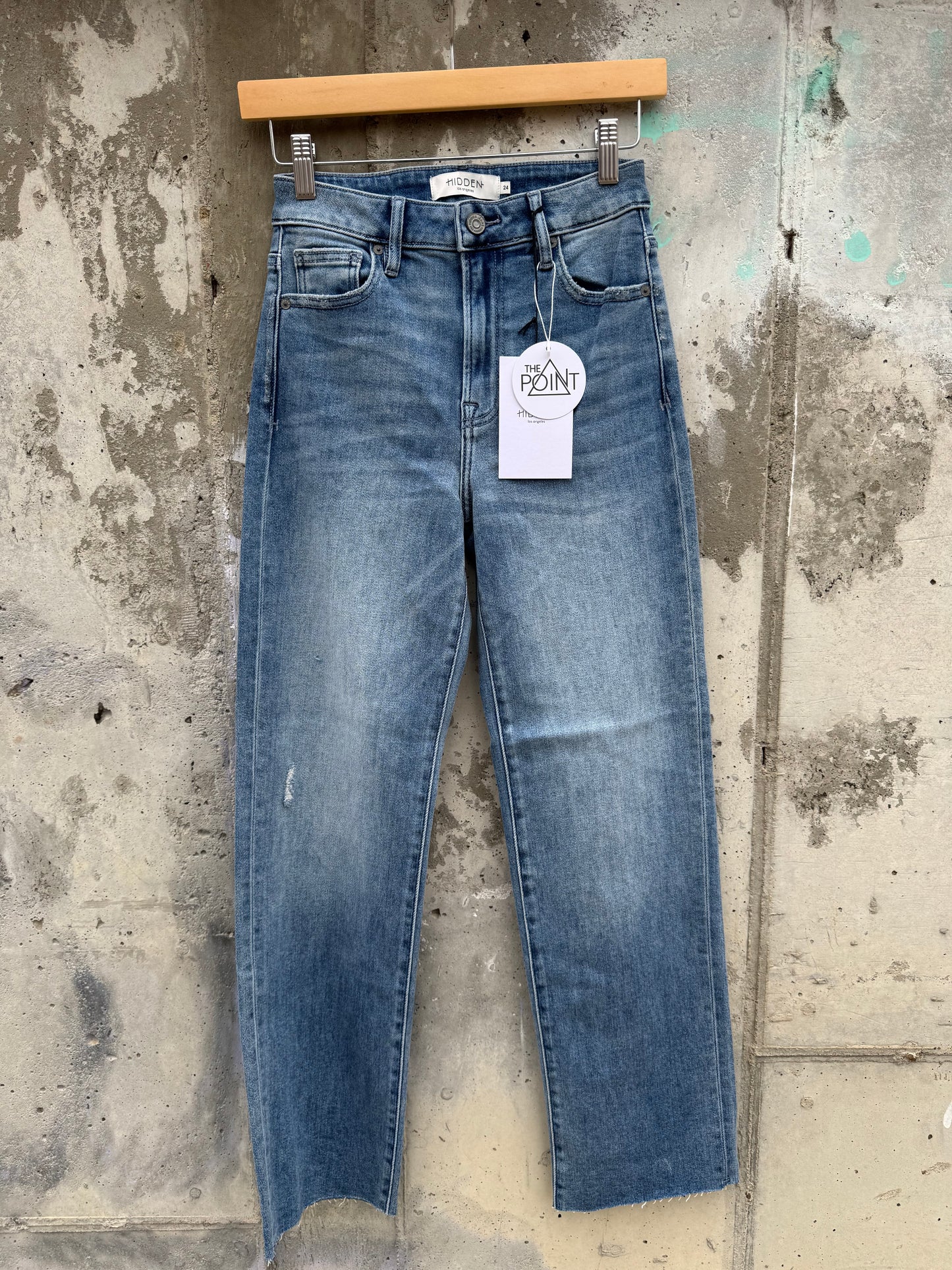 Hidden Jeans - Tracy Medium Wash High Rise Straight