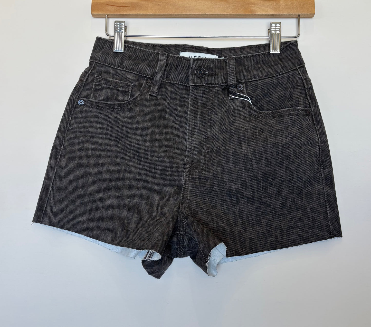 Hidden Jeans - Logan 3" Inseam Cheetah Print Shorts