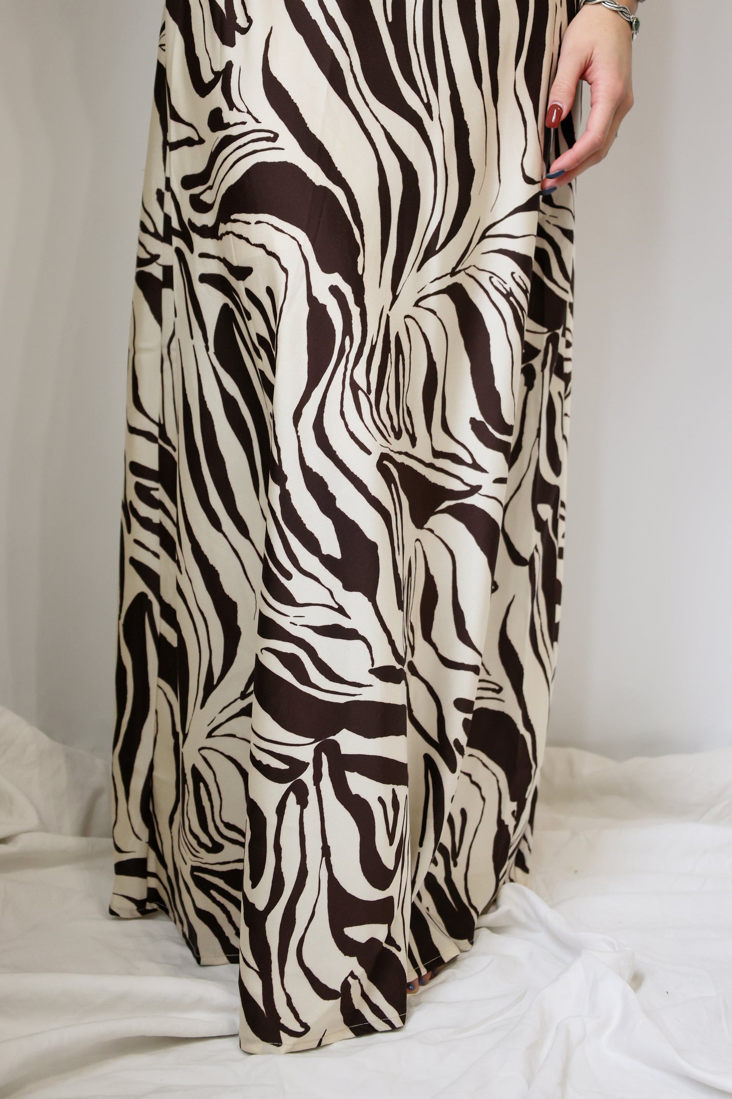 Dress Forum sleeveless woven marble maxi dress