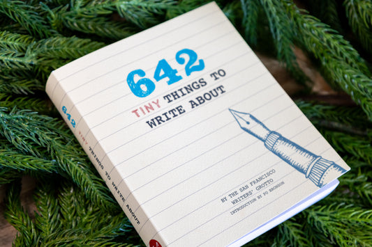Chronicle Books - 642 Tiny Things to Write About