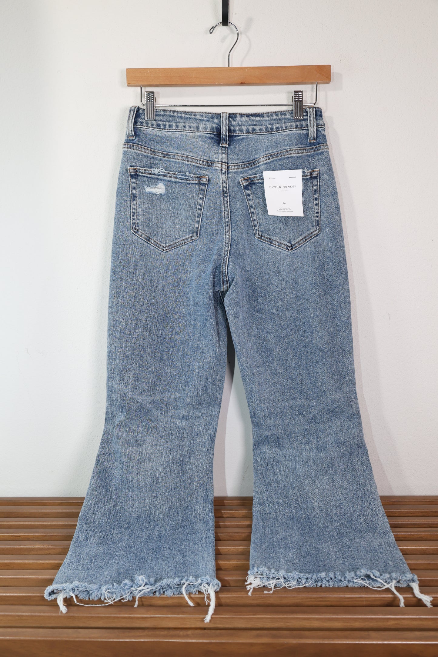 FLYING MONKEY - HIGH RISE DISTRESSED DAD JEANS