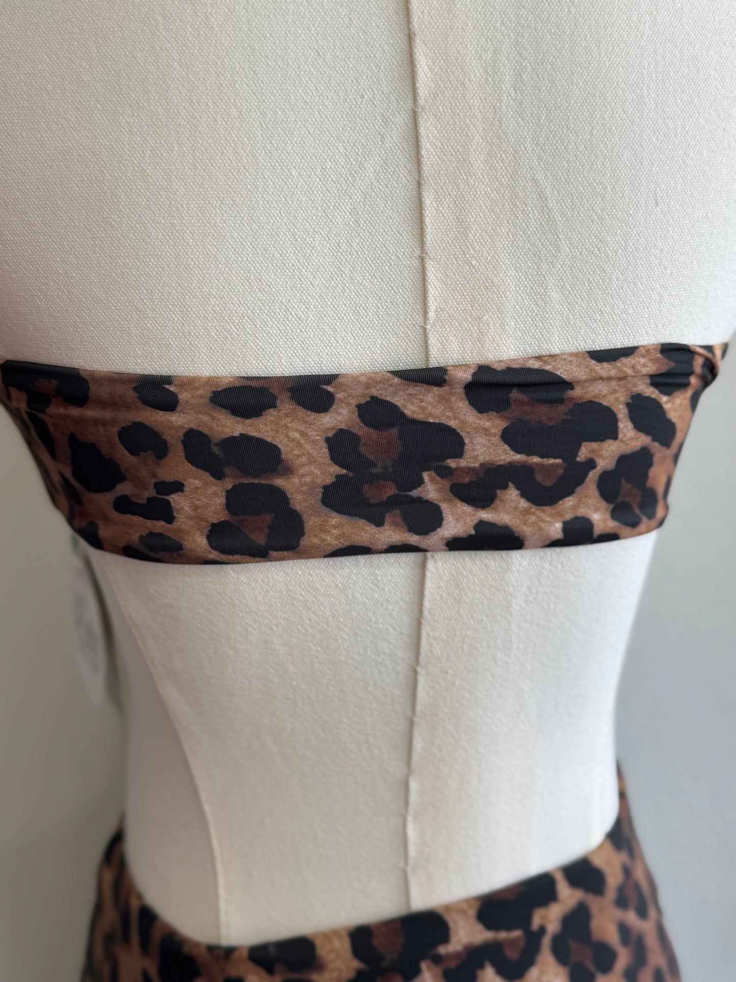 Envya - Hailey Cheetah Bandeau swim Bikini Top