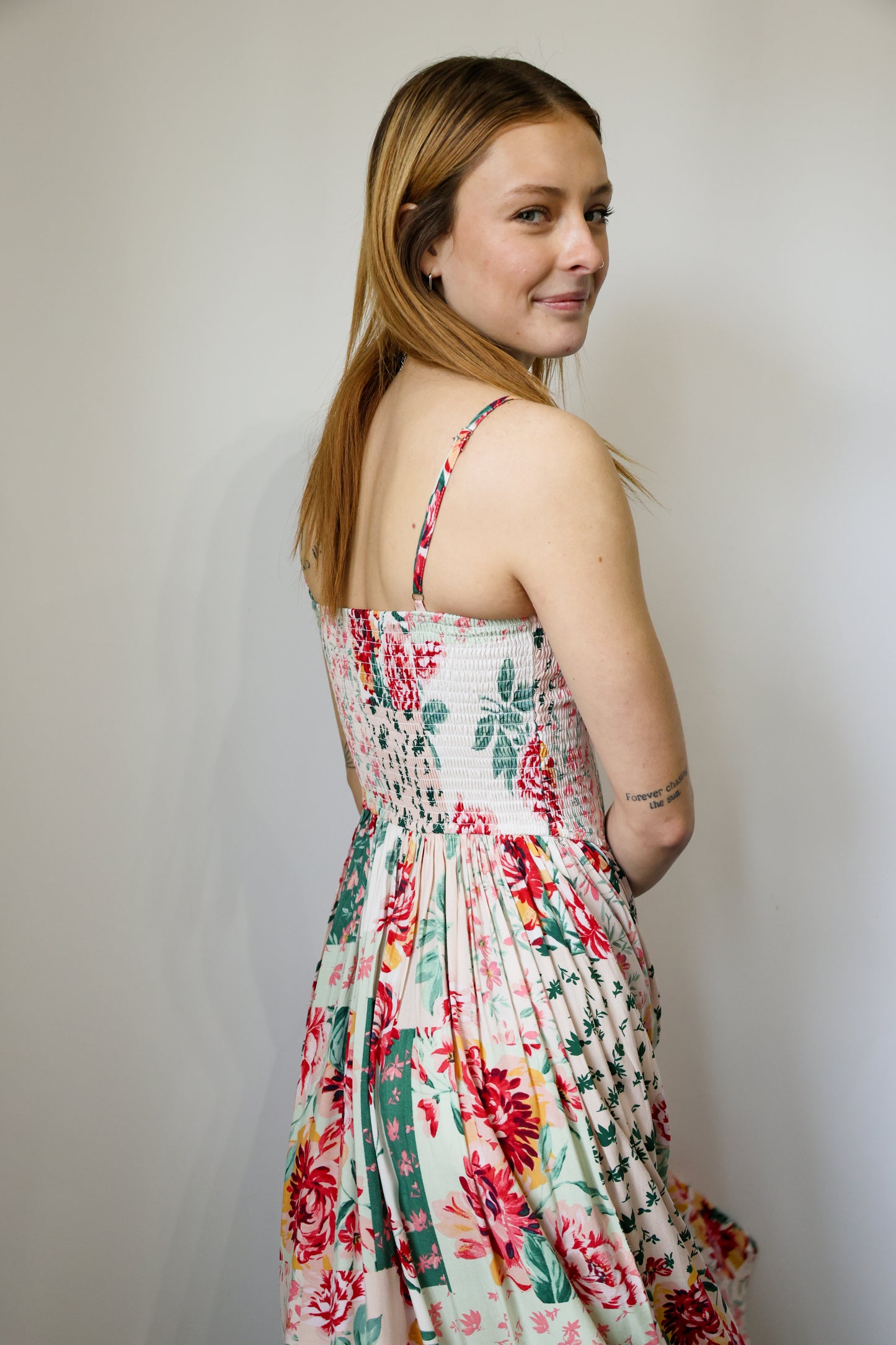 Sky to Moon - FLORAL PATCH PRINT SLEEVELESS SMOCKED MIDI DRESS