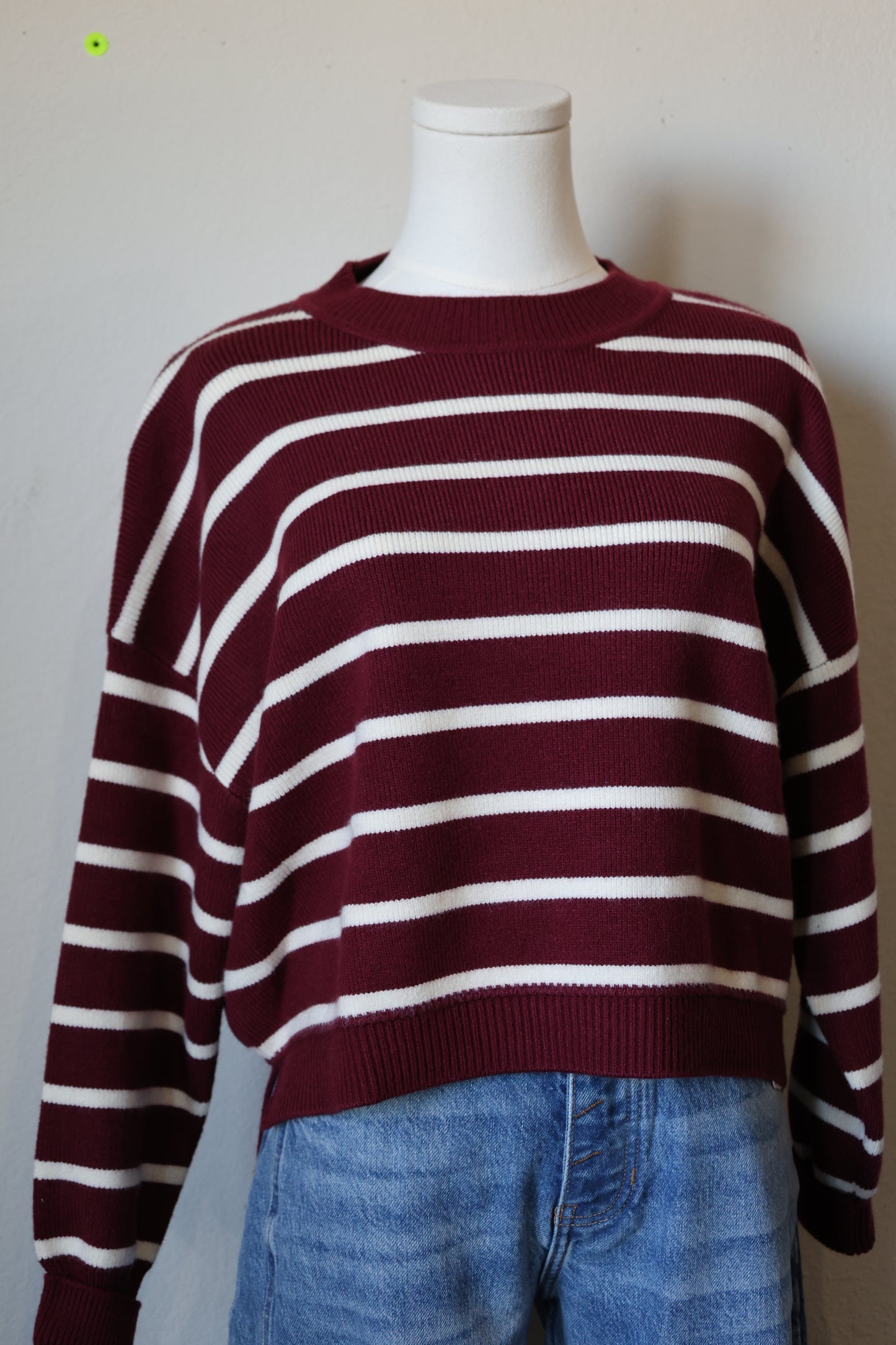 SKIES ARE BLUE Burgundy stripe sweater