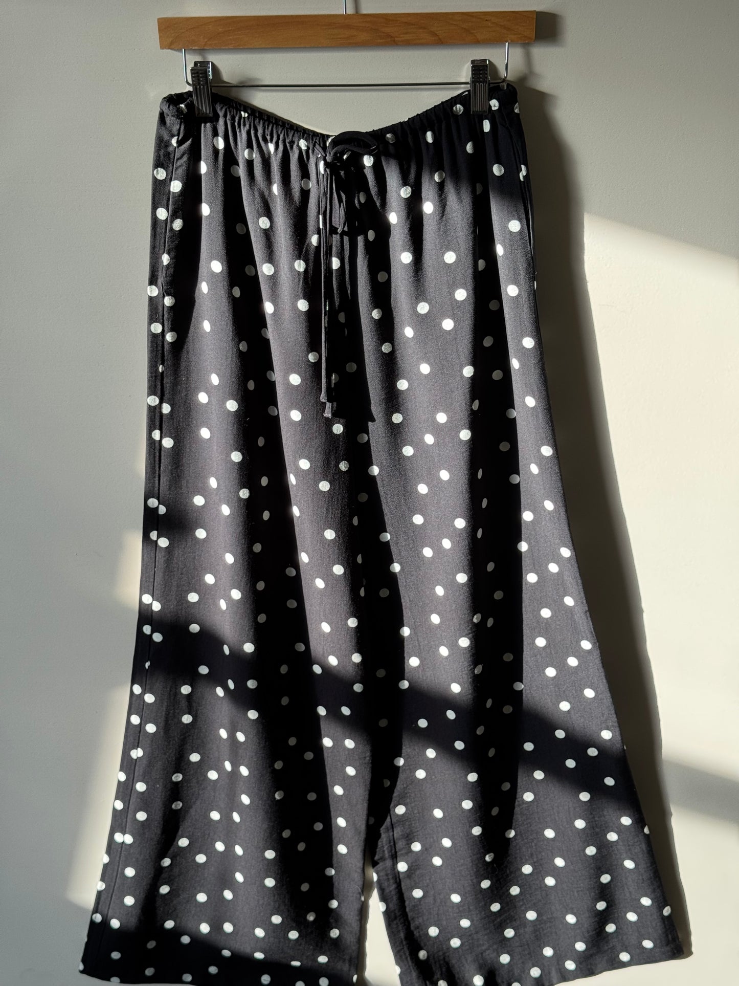 Dress Forum - Polka Dot Wide-leg Breezy Pants w/ Drawstring