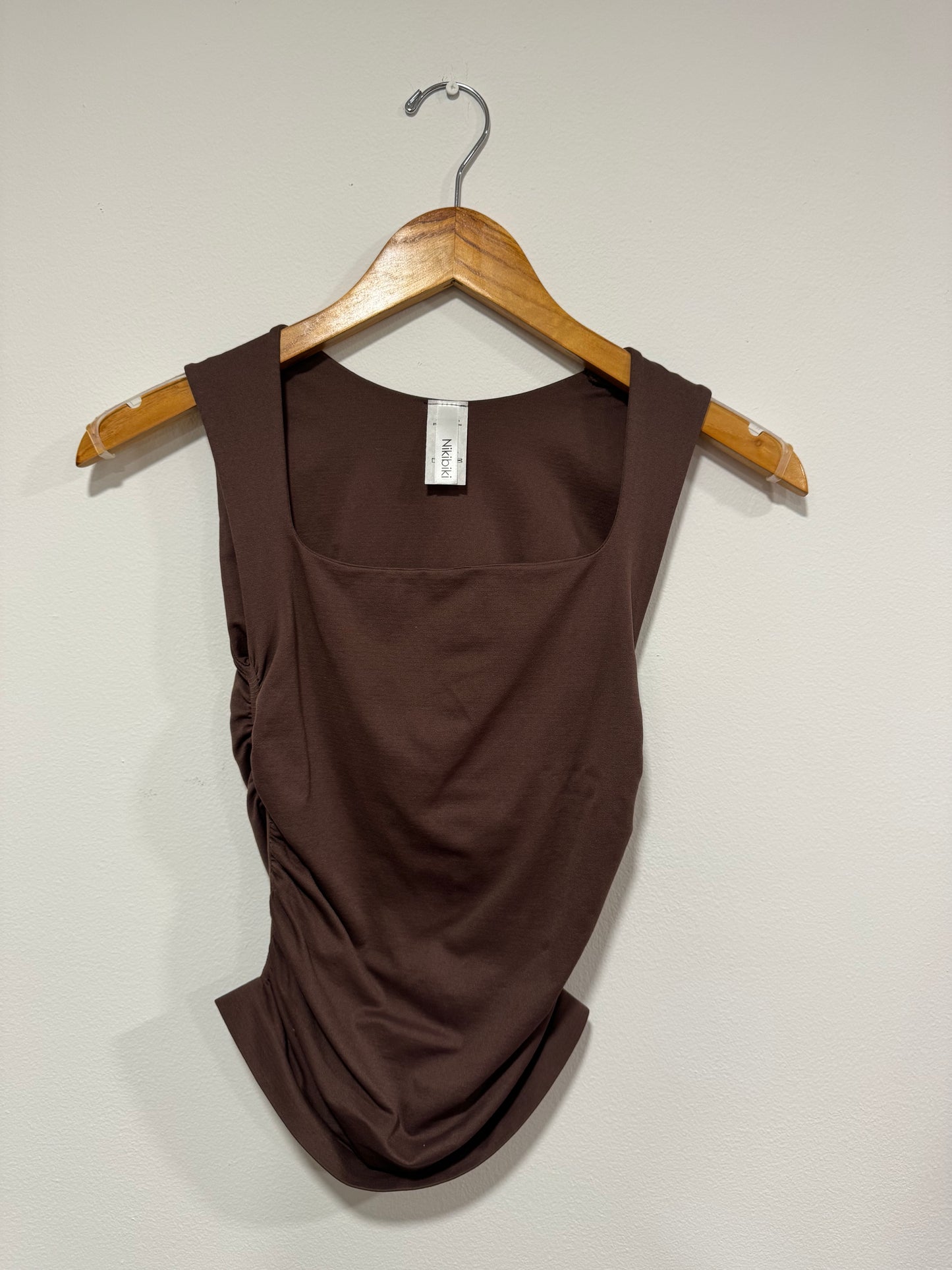 NIKIBIKI - Clean Line Square Shirred Top