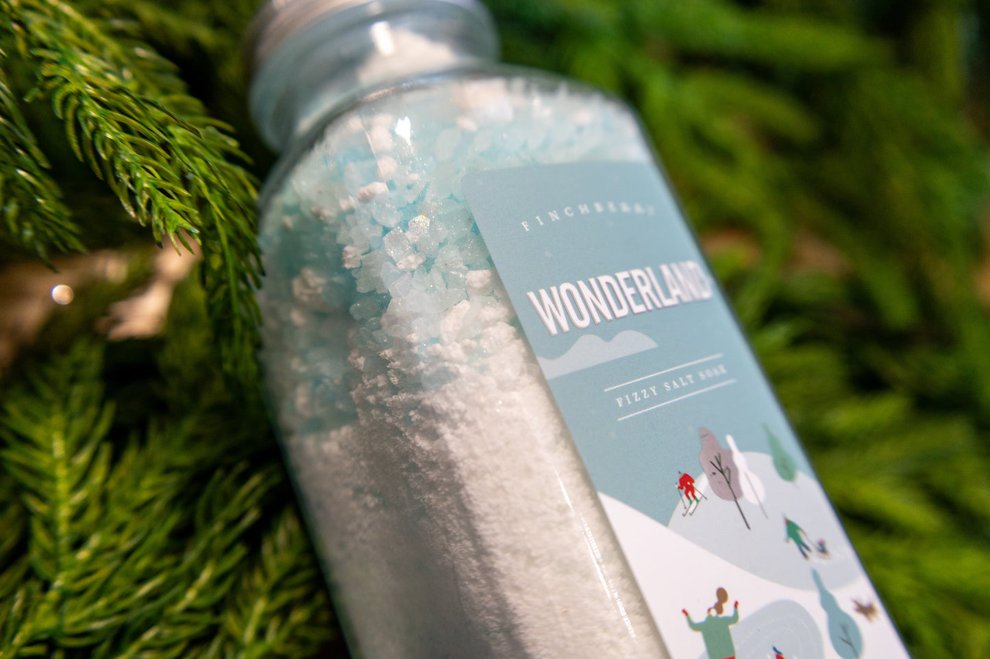 FinchBerry - Wonderland Fraser Fir Scented Holiday Fizzy Salt Soak
