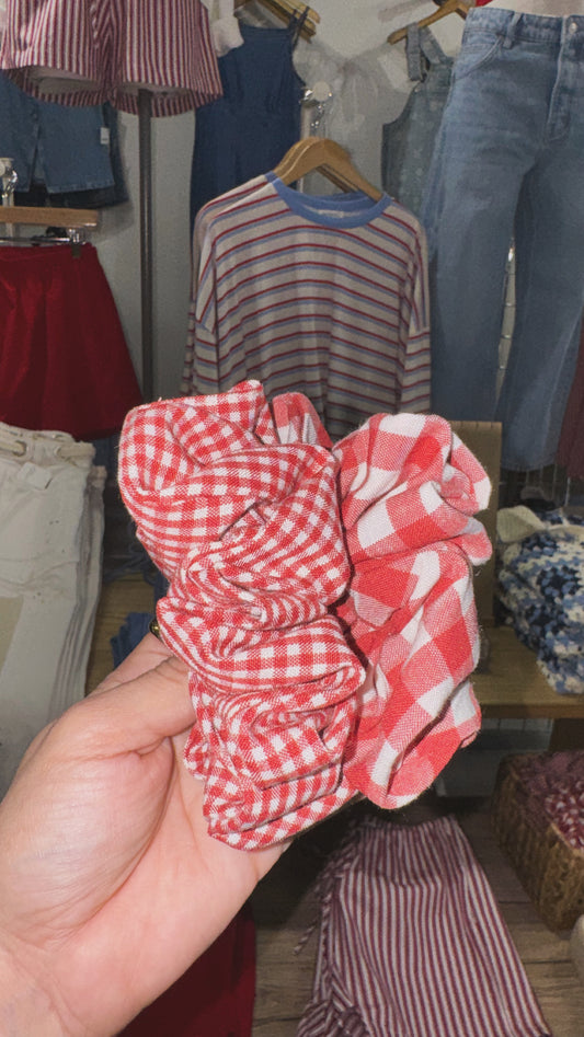 Adorro - Red Gingham Scrunchies (Set of 2)