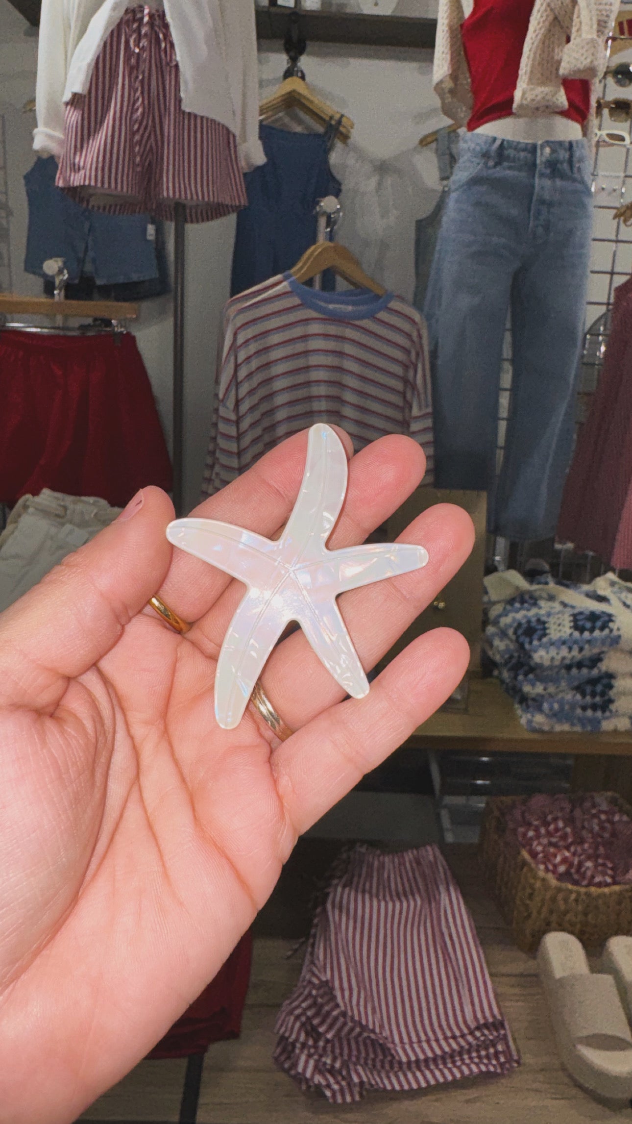 JOSSLYN by wall to wall - BEACH OCEAN SEA LIFE STARFISH HAIR CLIPS