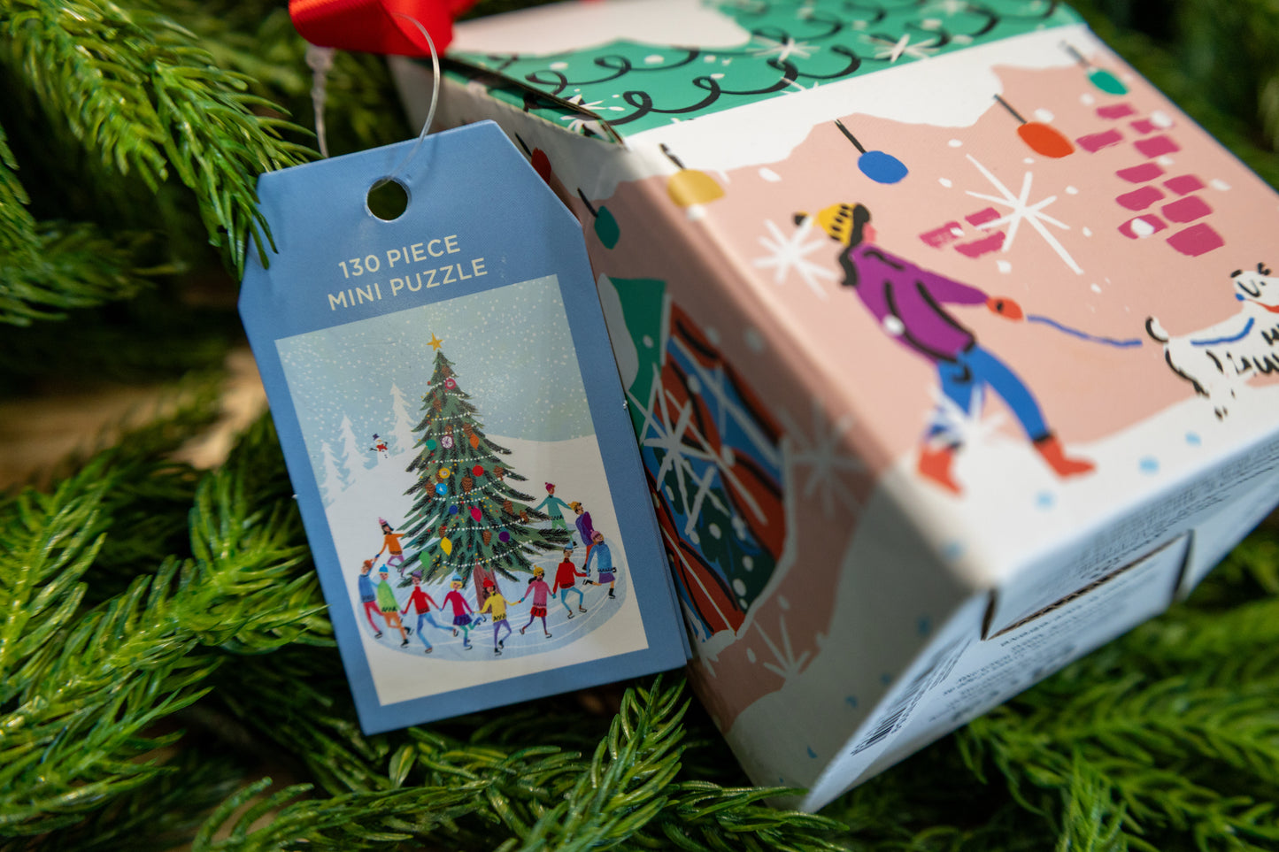 Chronicle Books - Tree Skaters 130 Piece Puzzle Ornament