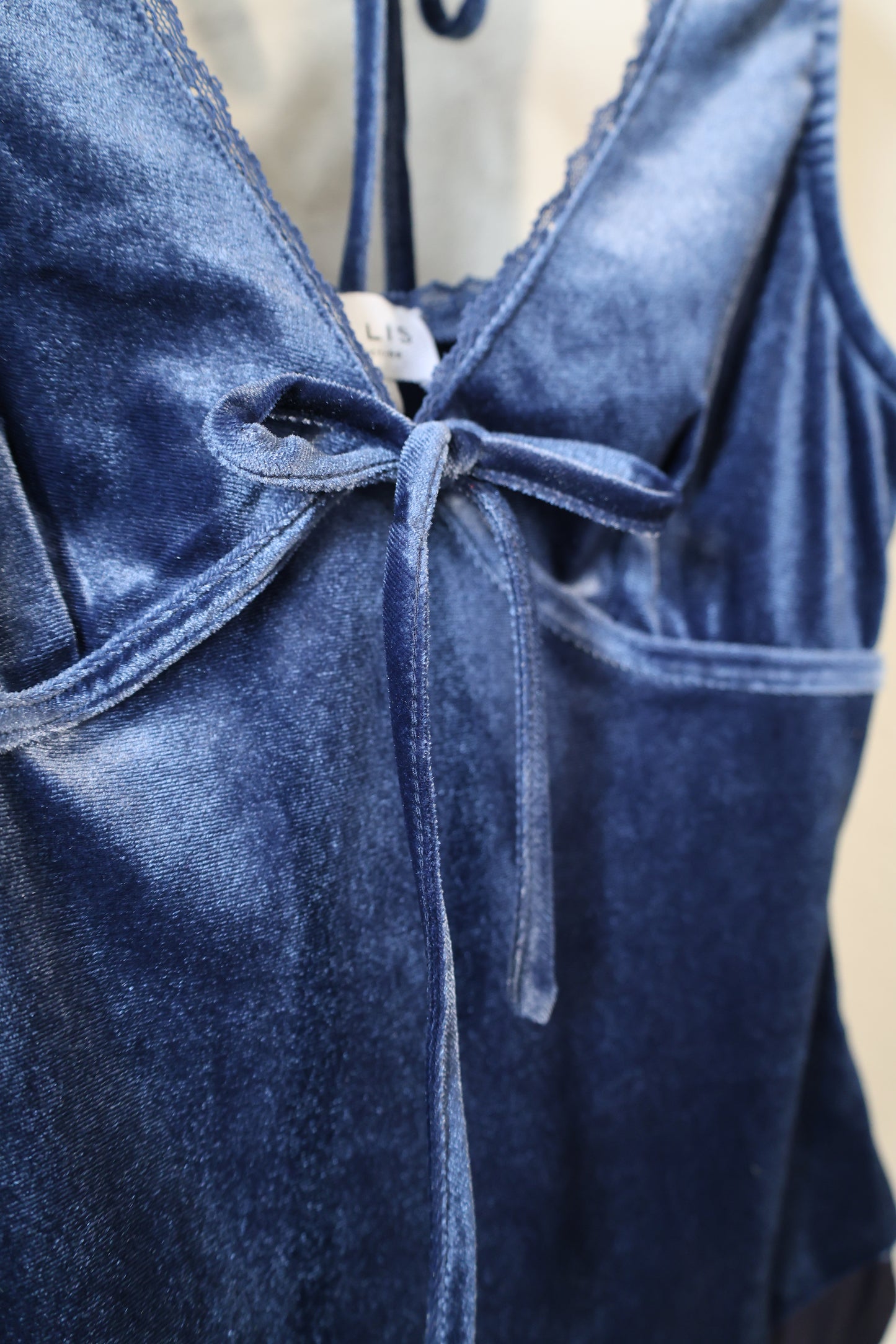 Le Lis velvet v neck bodysuit