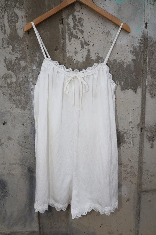 Le Lis - Thin Strap Lace-trim Romper