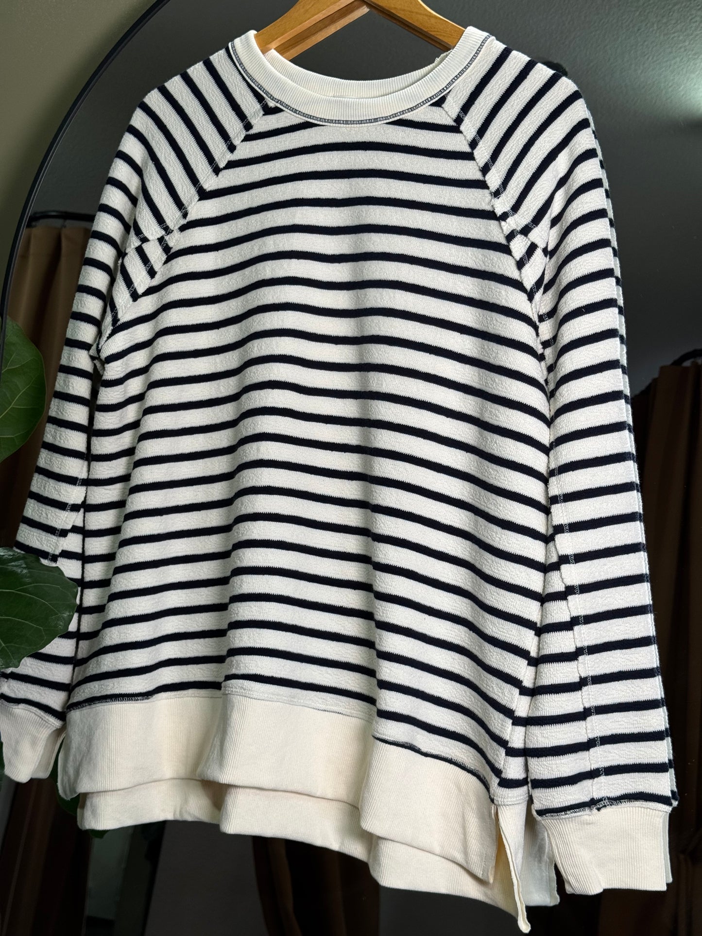 Wishlist Apparel - OVERSIZED STRIPED KNIT TOP