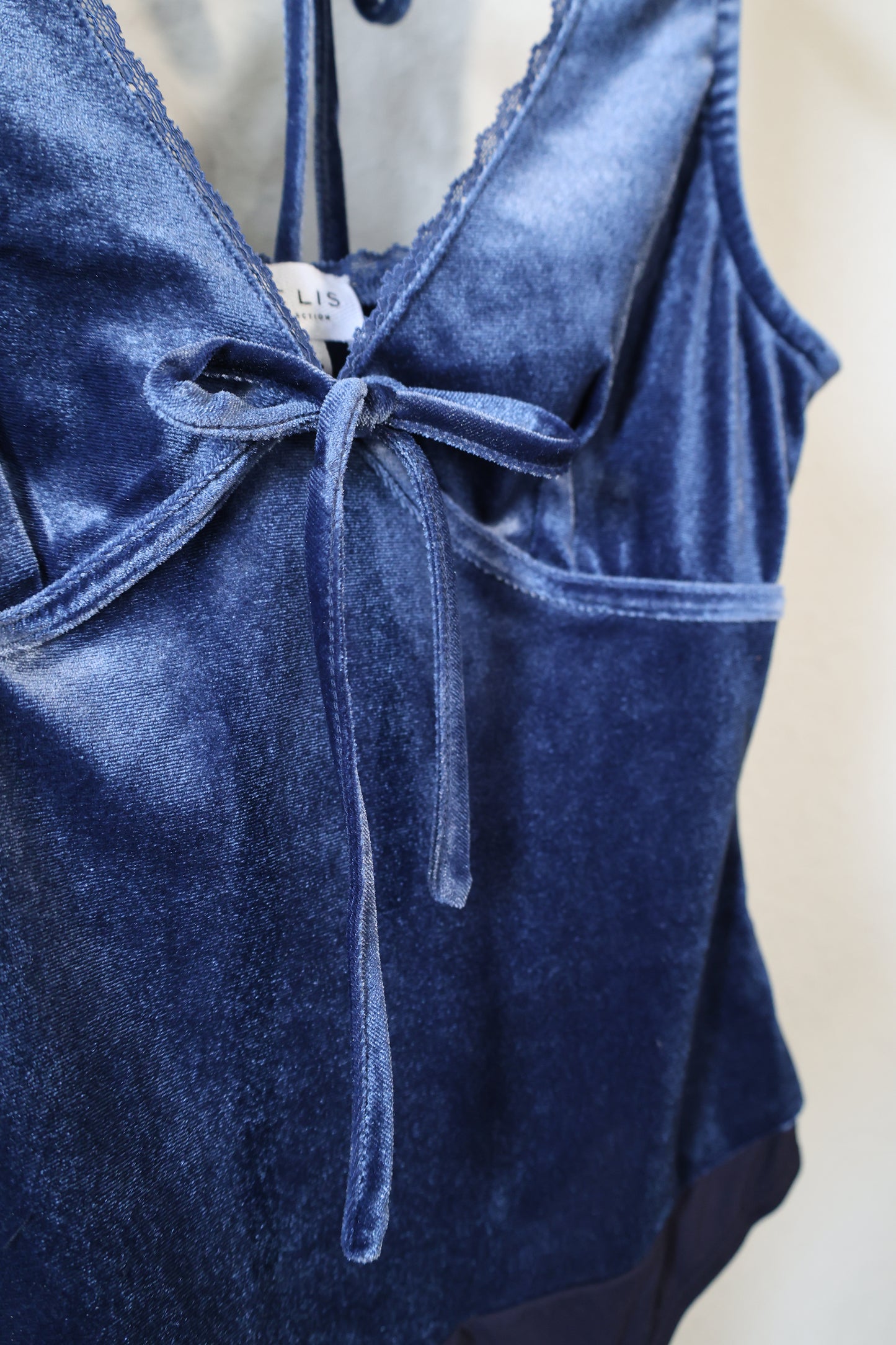 Le Lis velvet v neck bodysuit