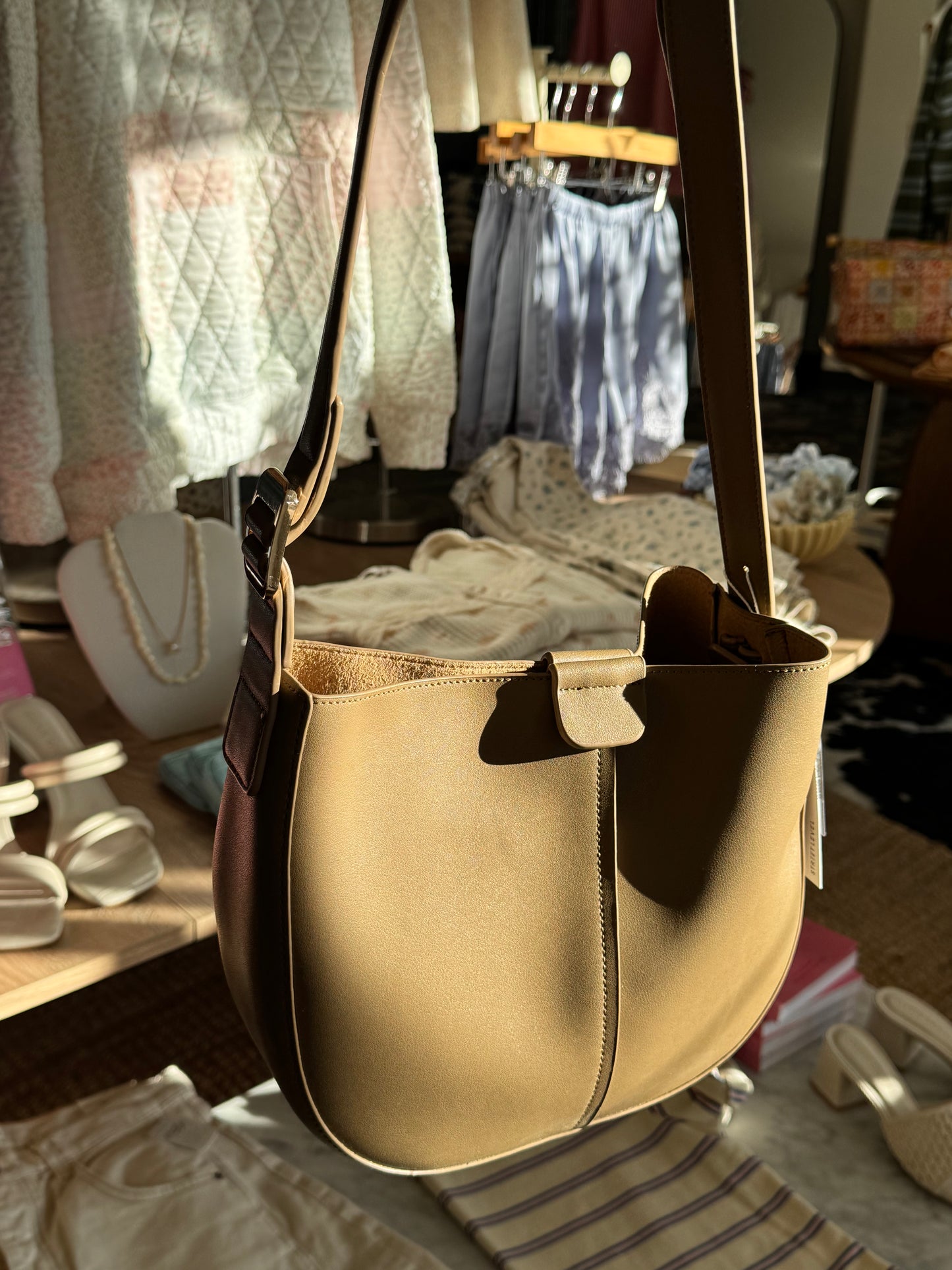 STREET LEVEL - Charlie Classic Crossbody