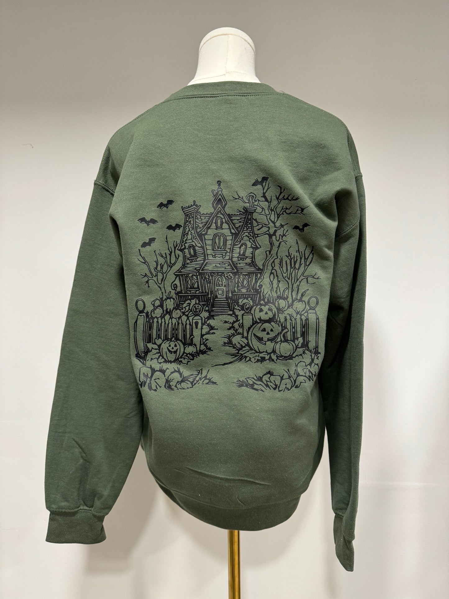 Haunted house bats 🦇 crewneck graphic sweatshirt