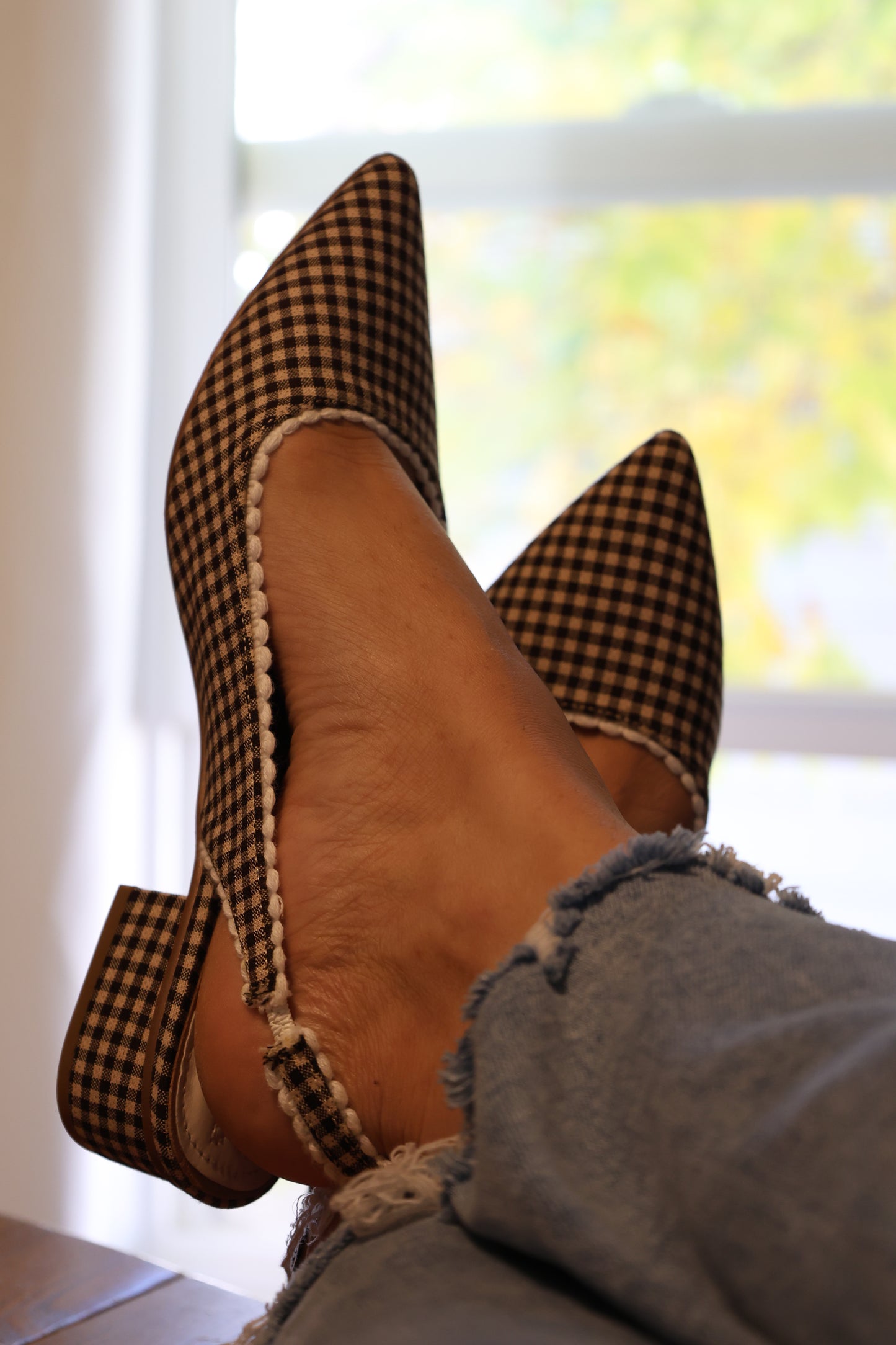 Chinese Laundry Mayberry pointed toe sling back pump