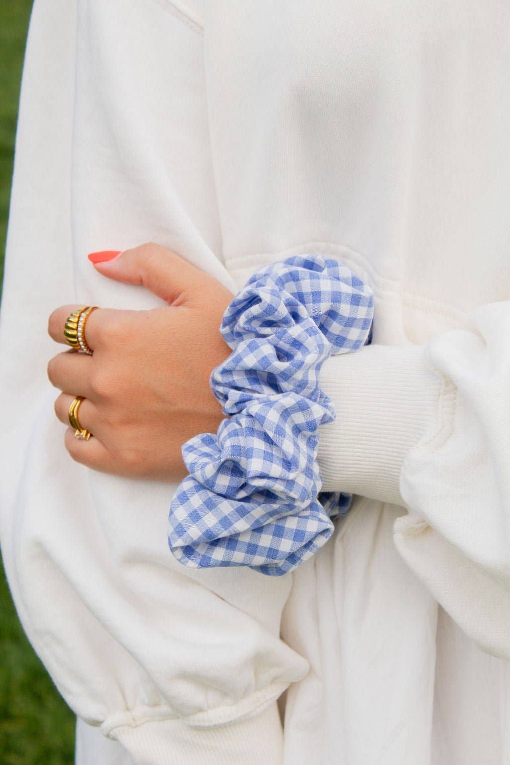 Shop Andi - Picnic Gingham Jumbo Scrunchie