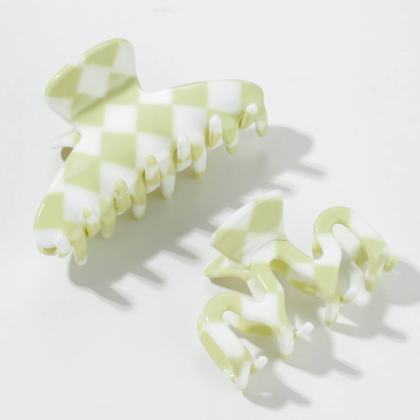 Adorro - Pistachio & White Checkered Claw Clips (small)