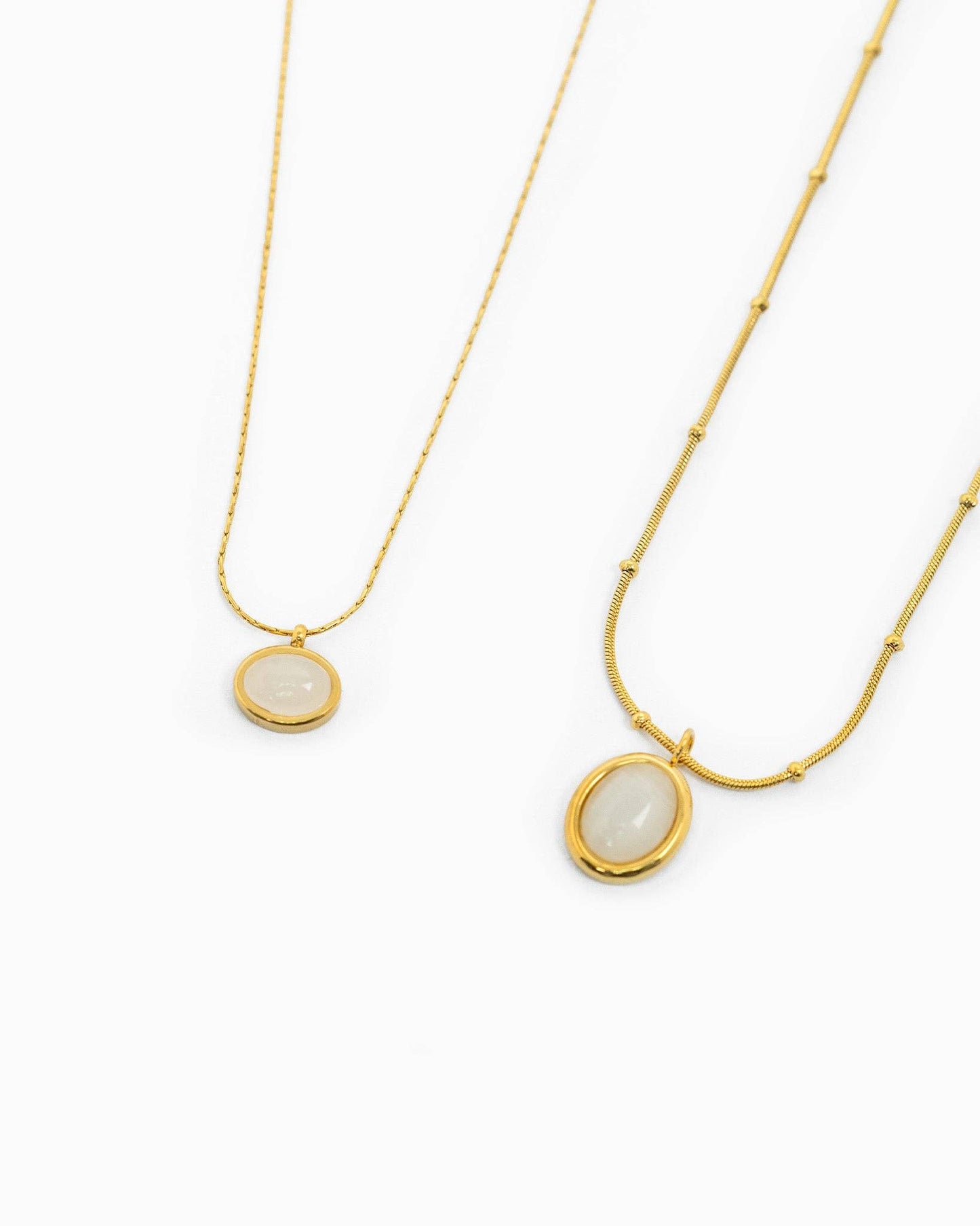 Cat’s Eye Mini Oval Glow Pendant Necklace