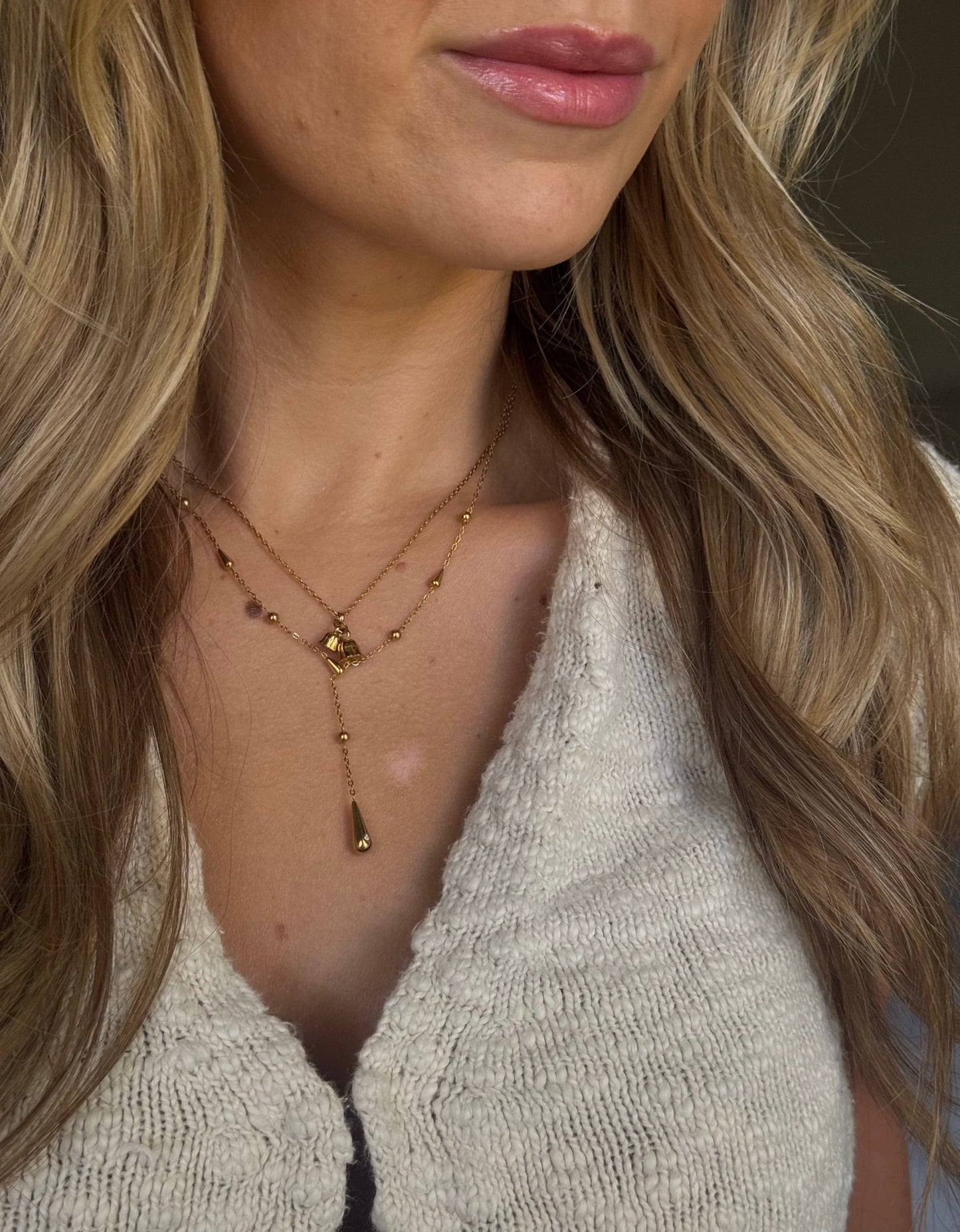 Liv Lariat Necklace